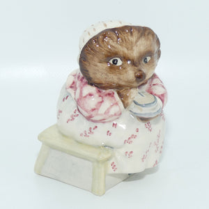 Beswick Beatrix Potter Mrs Tiggy Winkle Takes Tea