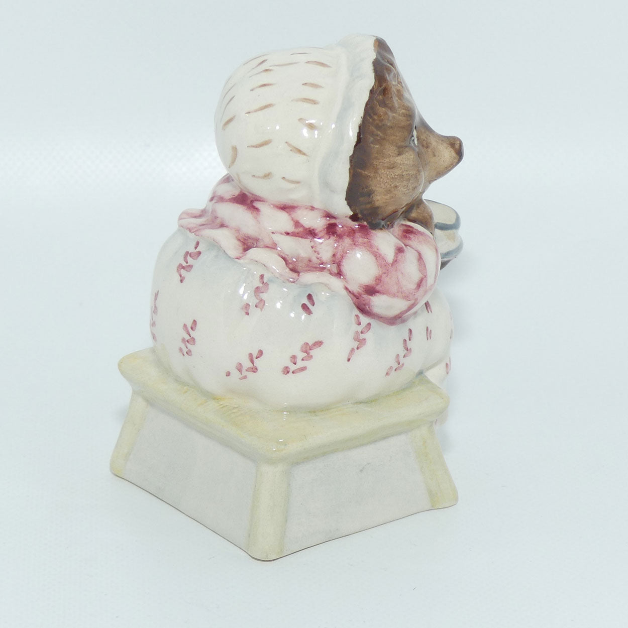 Beswick Beatrix Potter Mrs Tiggy Winkle Takes Tea