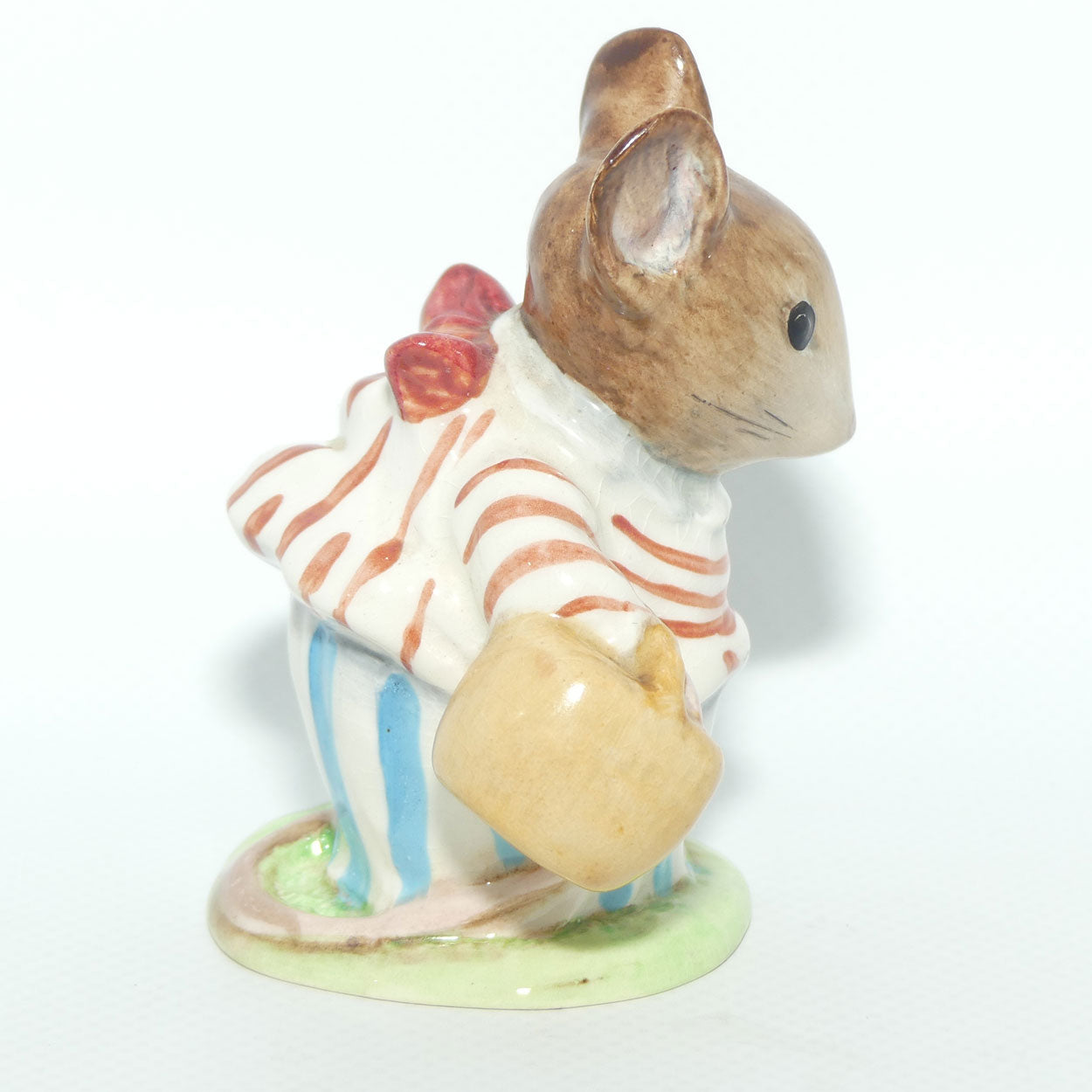 Beswick Beatrix Potter Mrs Tittlemouse | BP2a Gold Oval