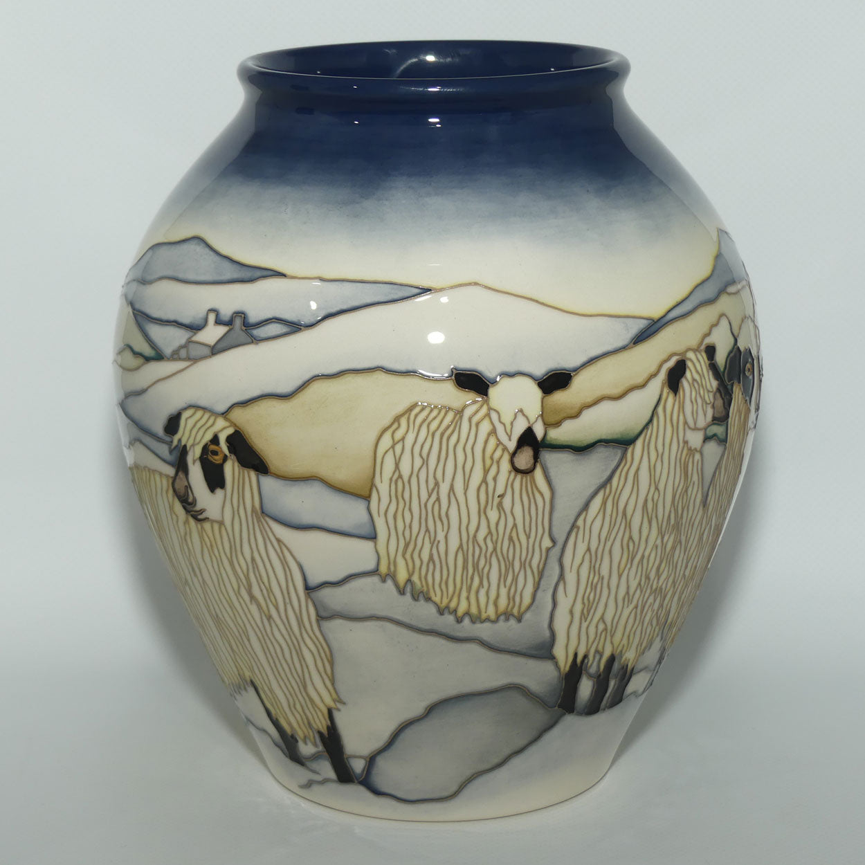 Moorcroft Mug Tups 3/8 vase | LE 9/20