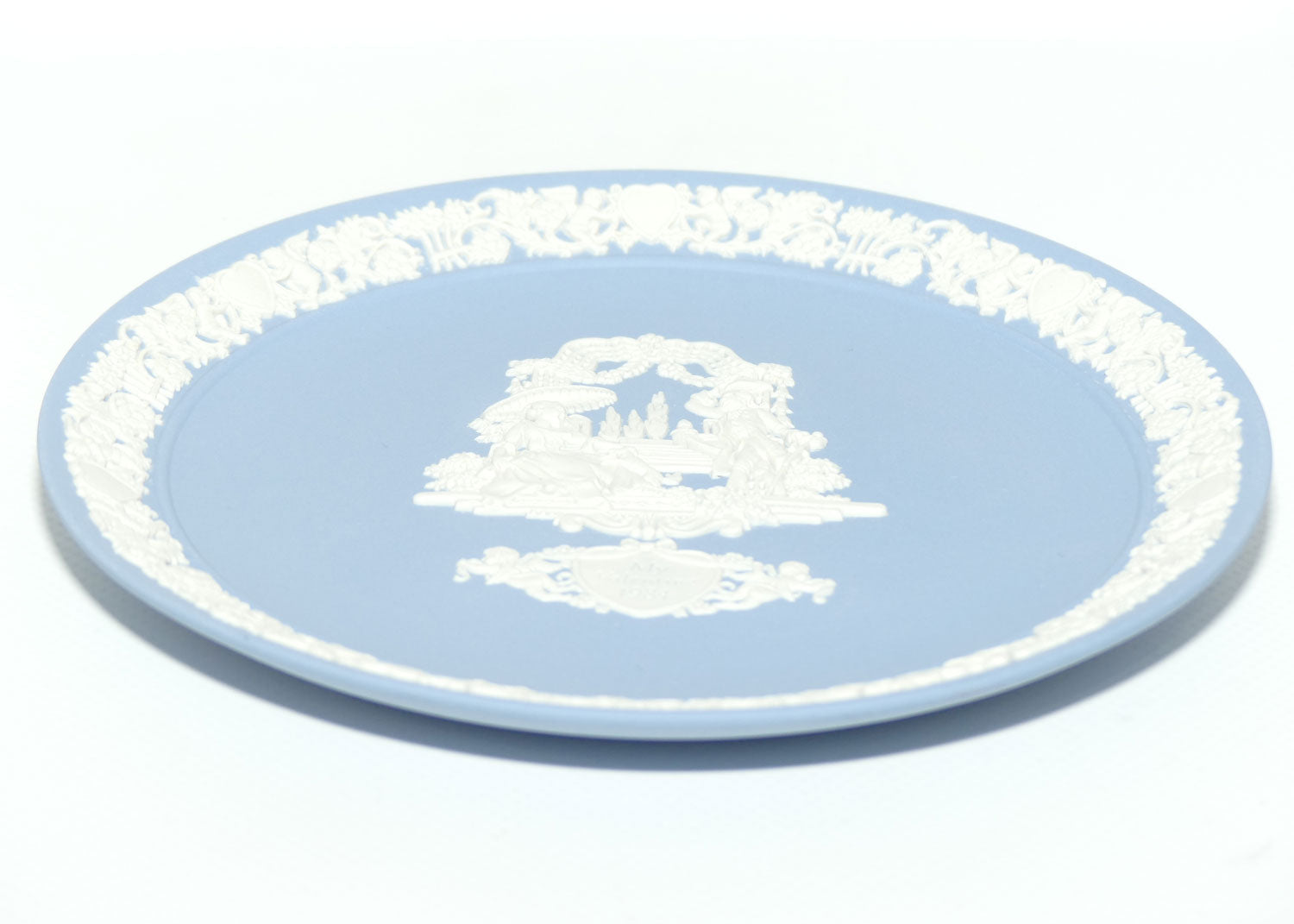 Wedgwood Jasper | White and  Pale Blue | My Valentine plate 1984 | 16.7cm