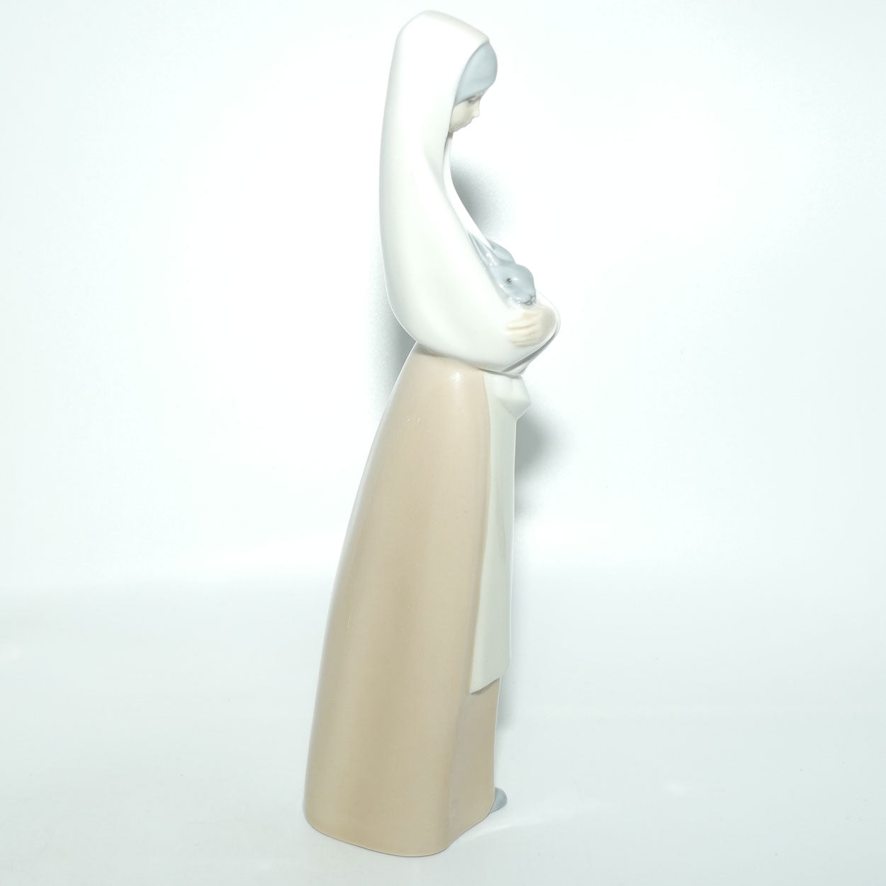 Nao by Lladro figure Girl with Rabbit | #0003