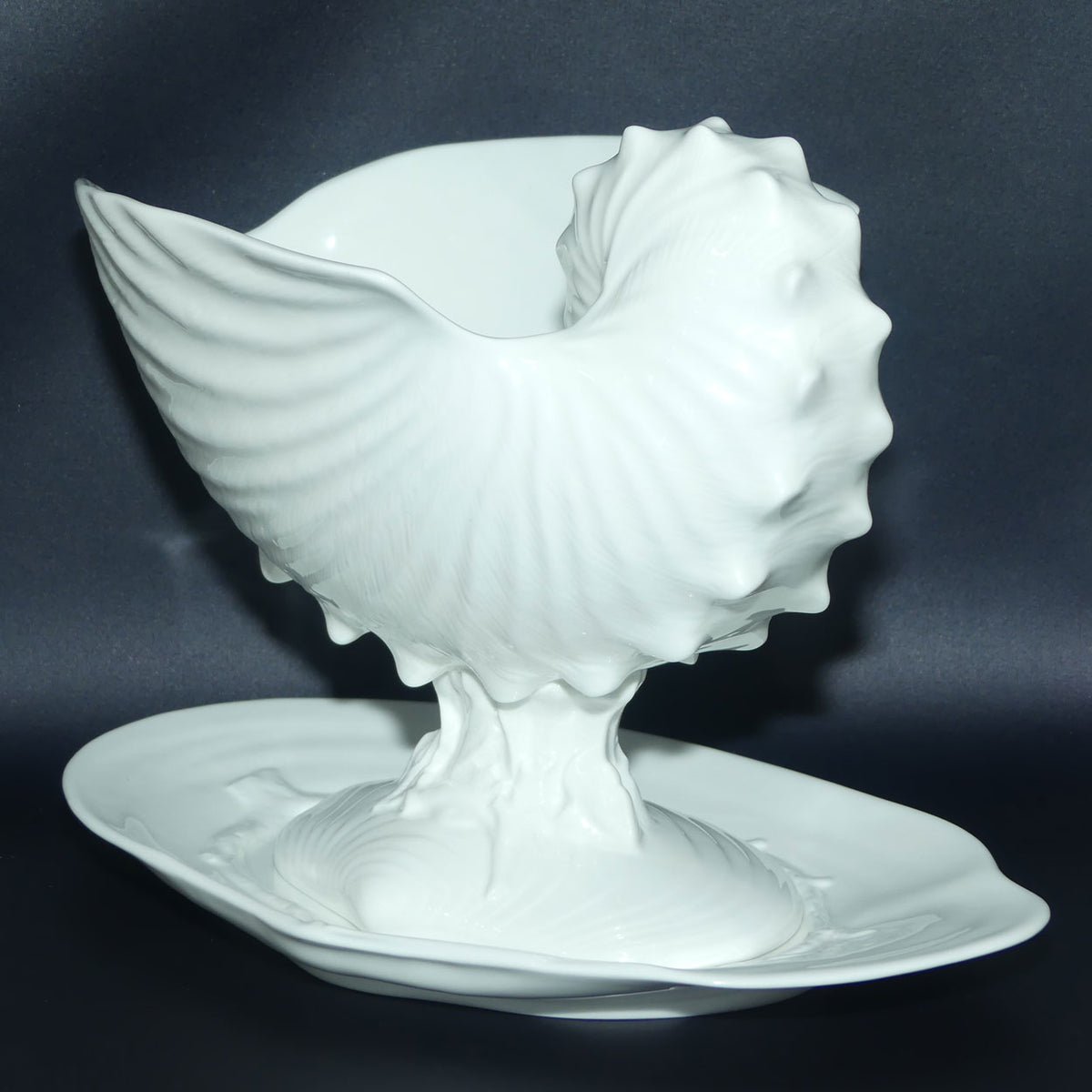 Wedgwood Bone China | Nautilus Collection | large Nautilus Shell Centrepiece and underplate