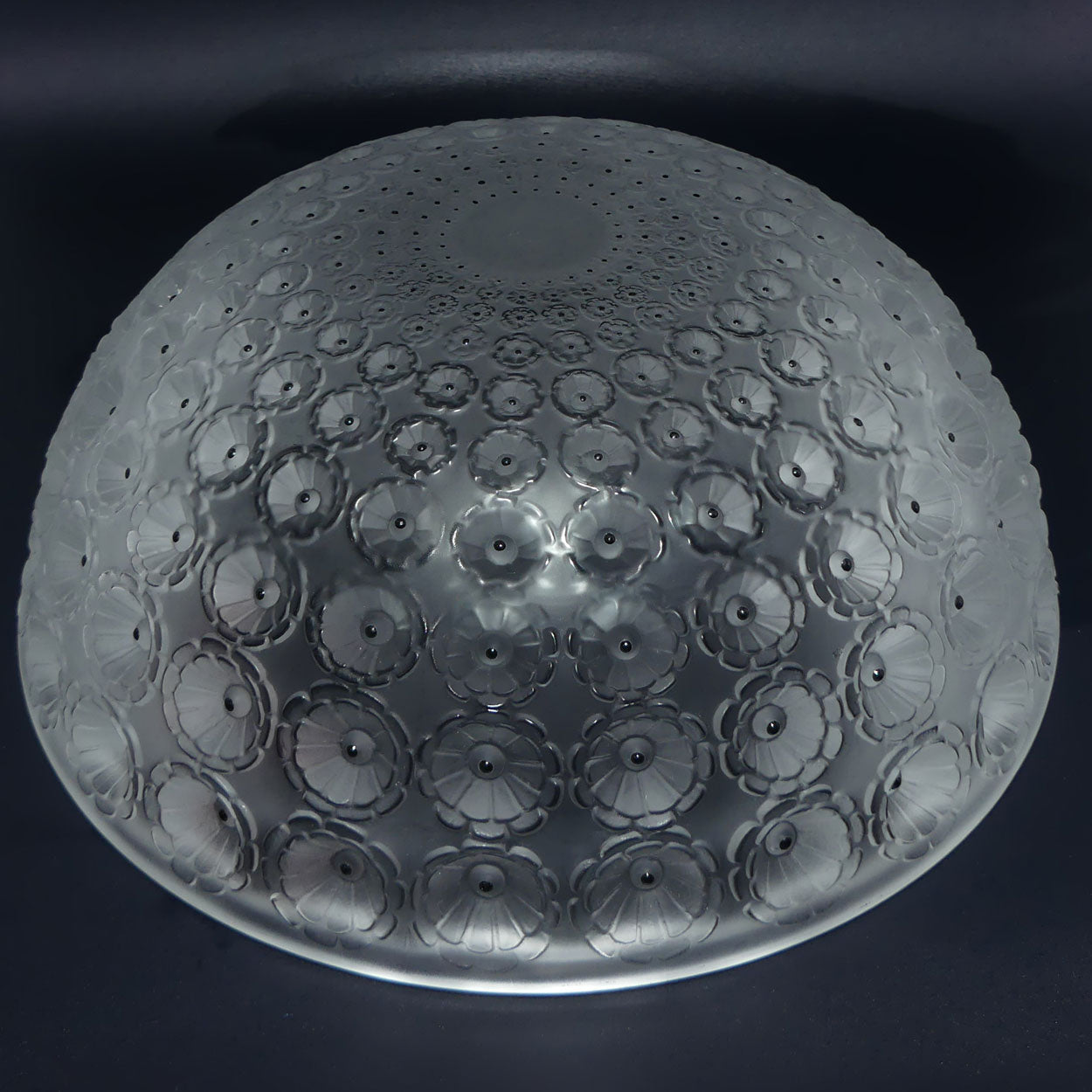 Lalique France Frosted Nemours bowl