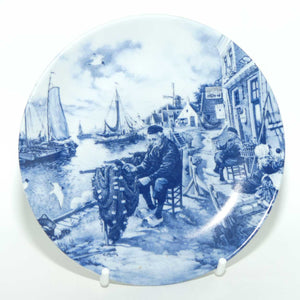 Delft Blauw Holland miniature plate | Fisherman mending Nets