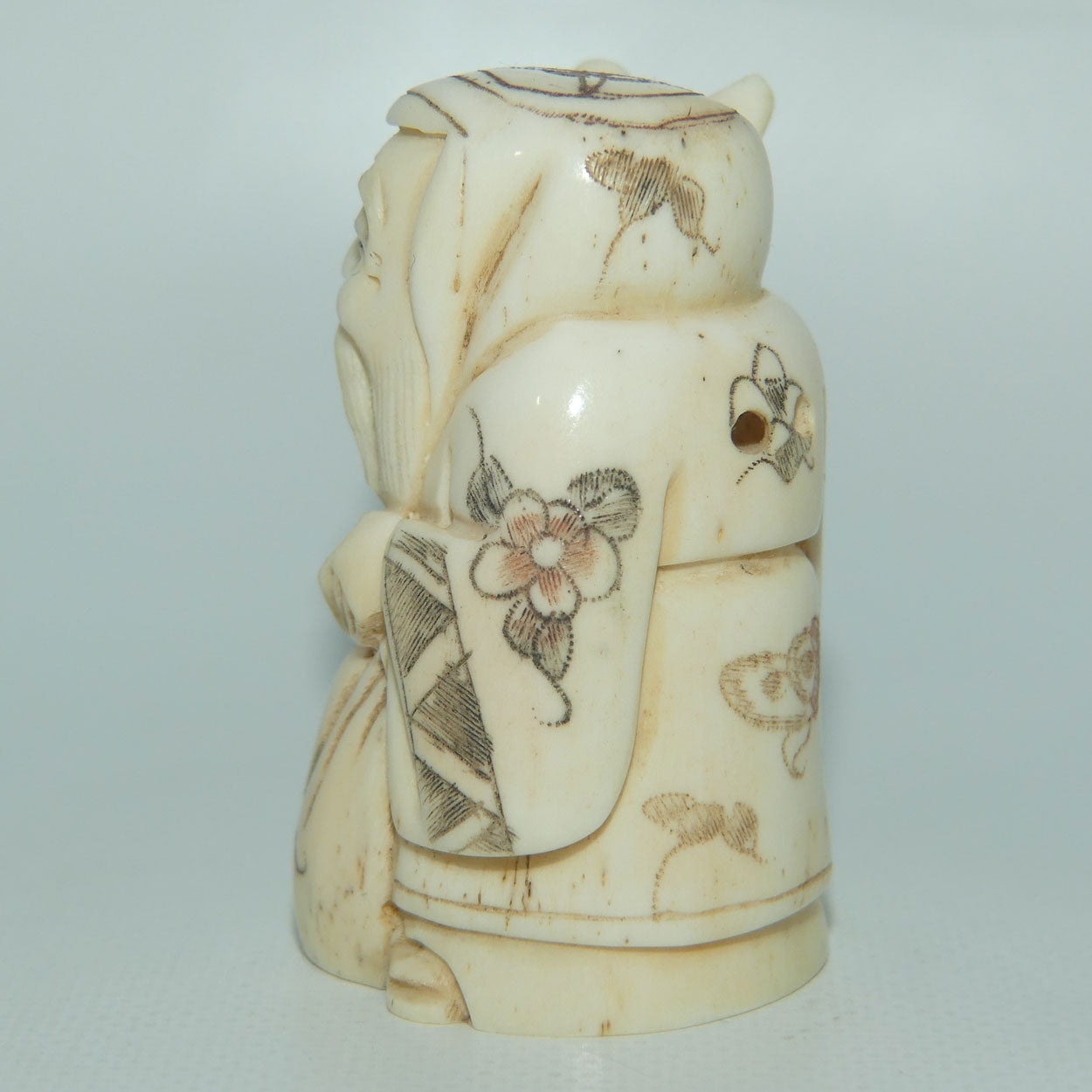 Japanese Carved Bone Netsuke | Jurojin