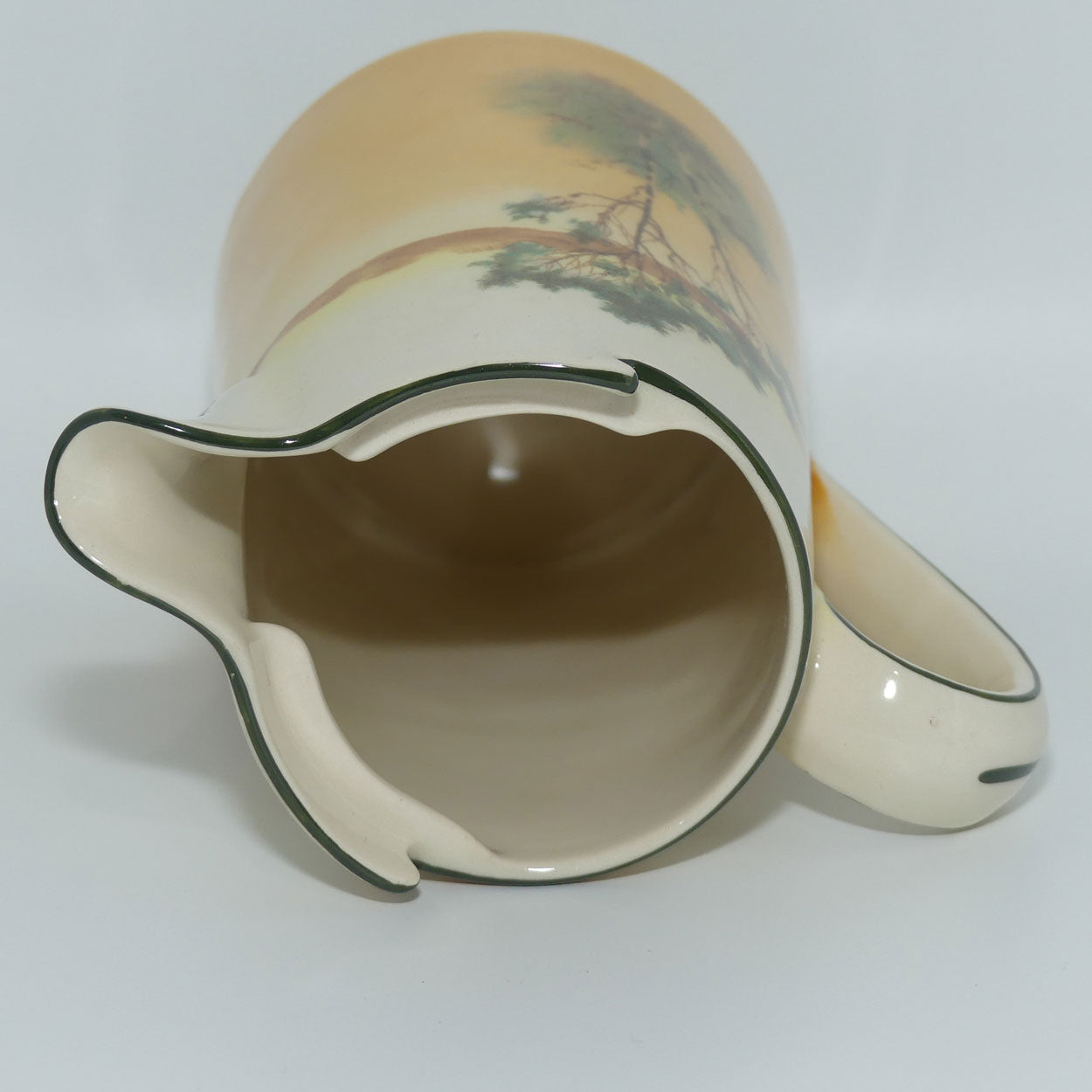 Royal Doulton Coaching Days New Barton shape lidded water pot D2716