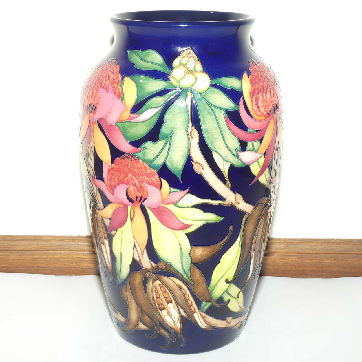 Moorcroft New World Waratah PRESTIGE vase | Shape 18/16 | Trial