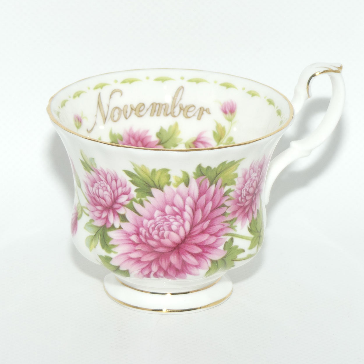Royal Albert Bone China England | Flower of the Month series | #11 | November Chrysanthemum trio