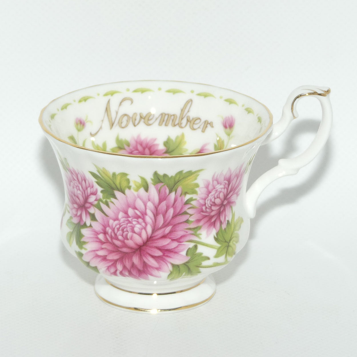 Royal Albert Bone China England | Flower of the Month series | #11 | November Chrysanthemum trio