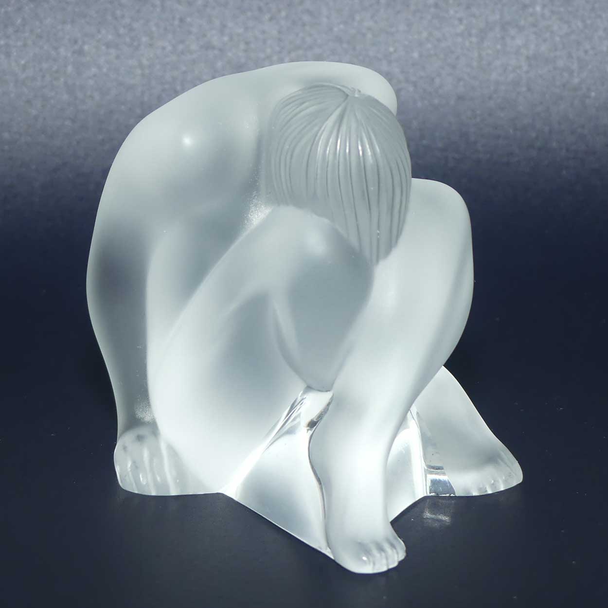 Lalique France Nude Assis figure | boxed