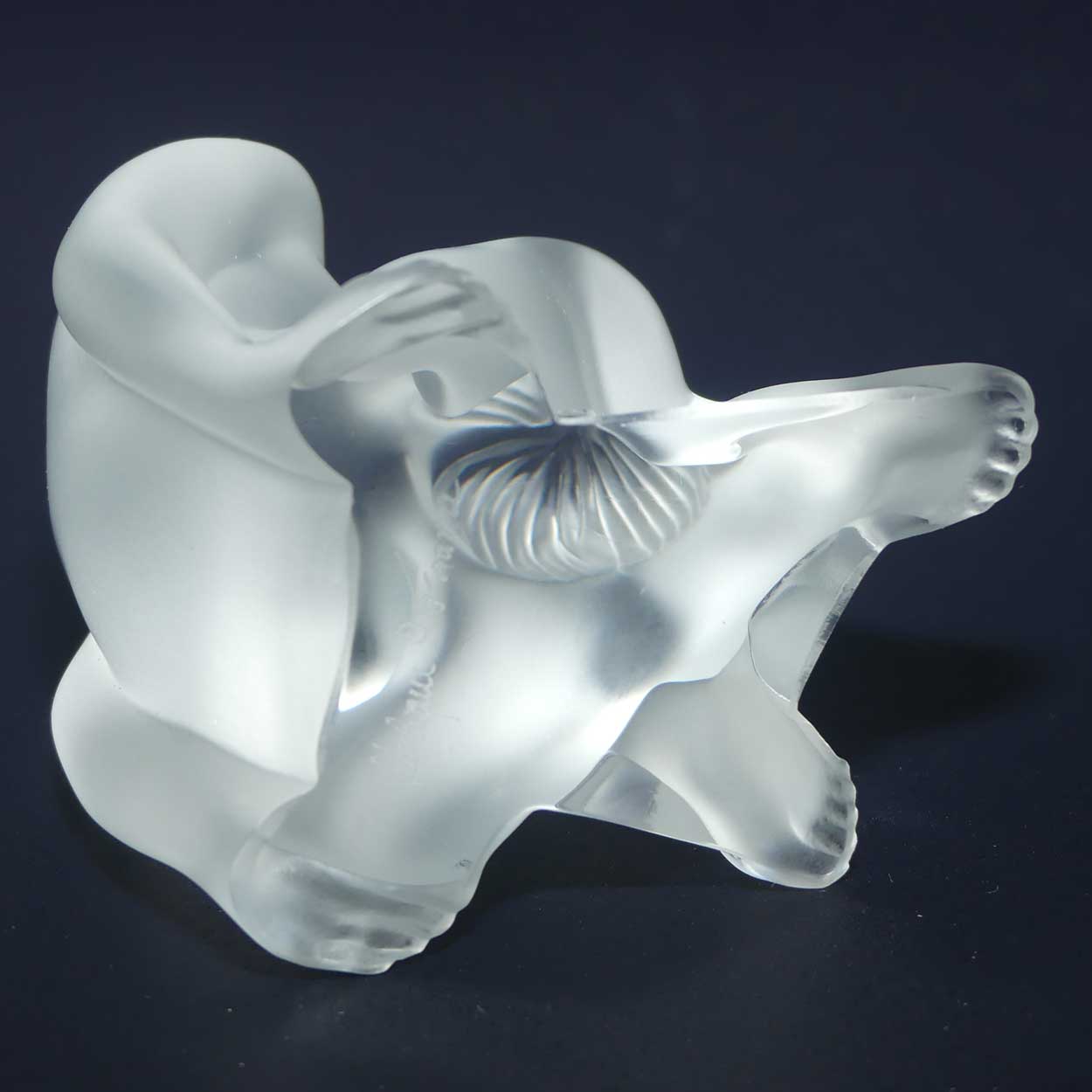 Lalique France Nude Assis figure | boxed