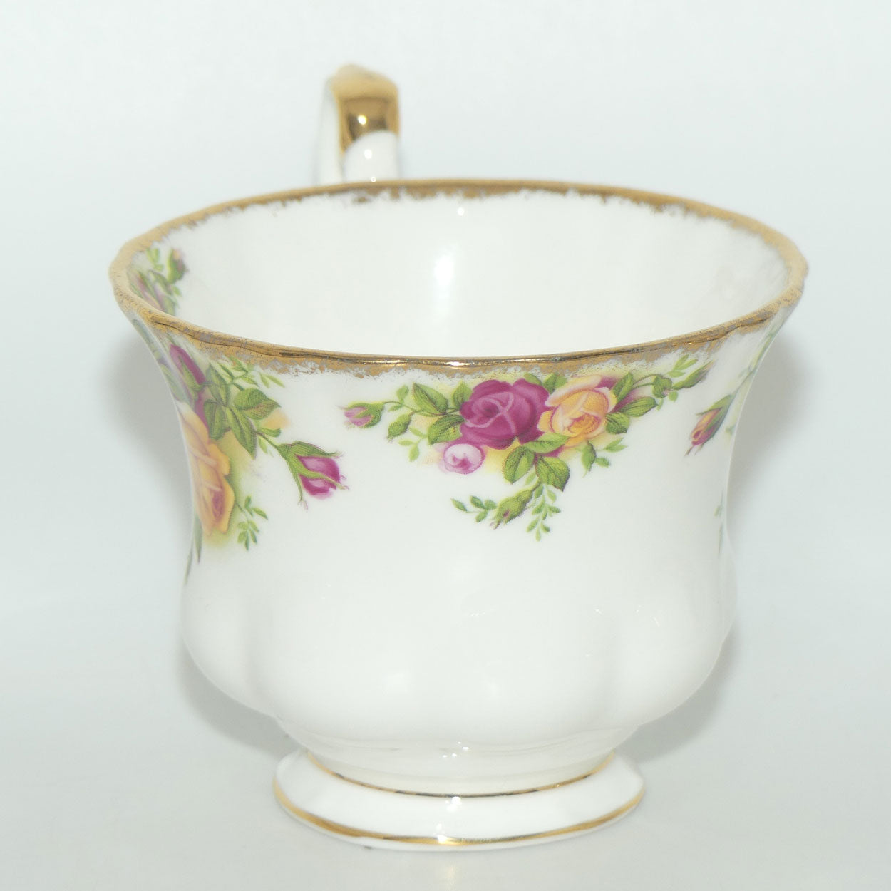 Royal Albert Bone China England Old Country Roses trio set of 6 | © 1962 Royal Albert Ltd backstamp | #1