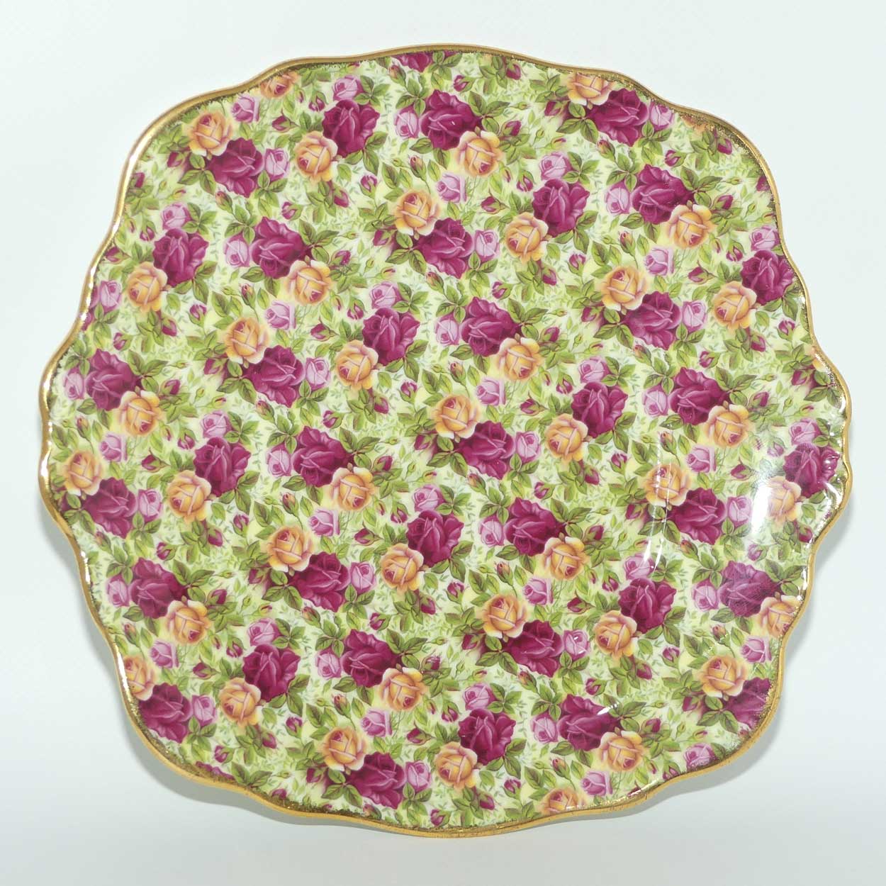 Royal Albert England Old Country Roses Chintz Collection tab handle square plate | 24cm