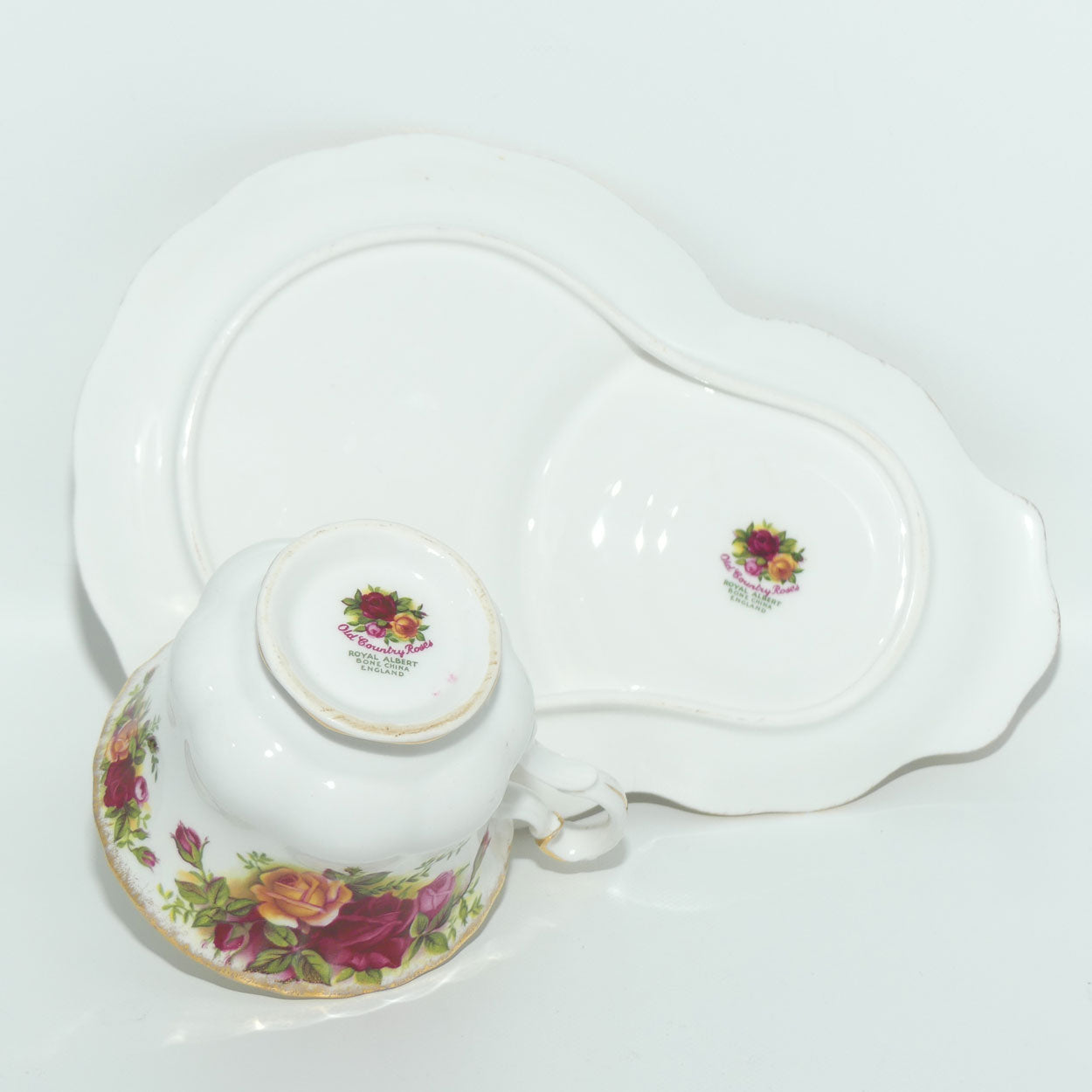 Royal Albert Bone China England Old Country Roses Hostess duo | TV cup and saucer | Shape 1