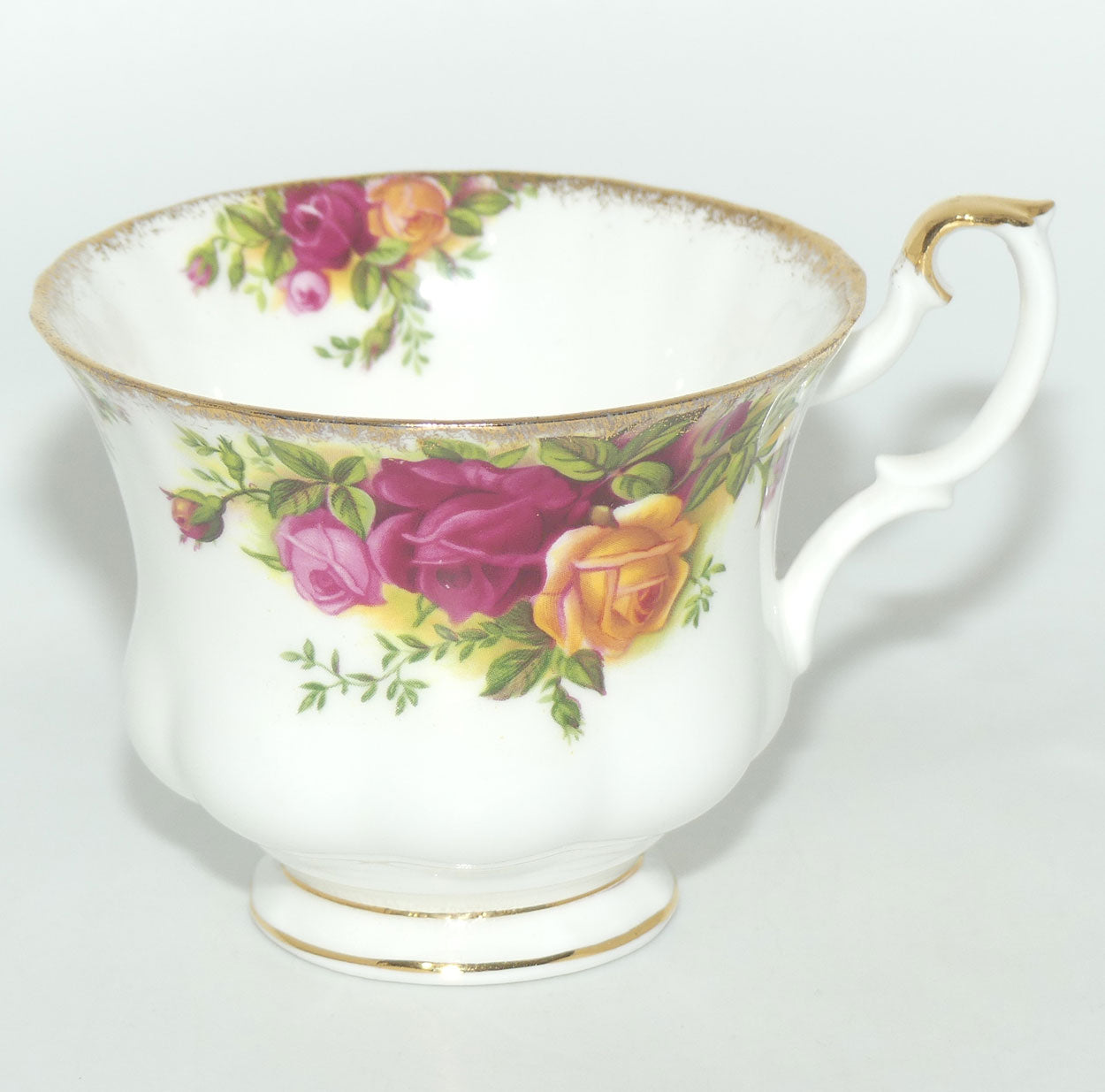Royal Albert Bone China England Old Country Roses Duo  |  Early Backstamp