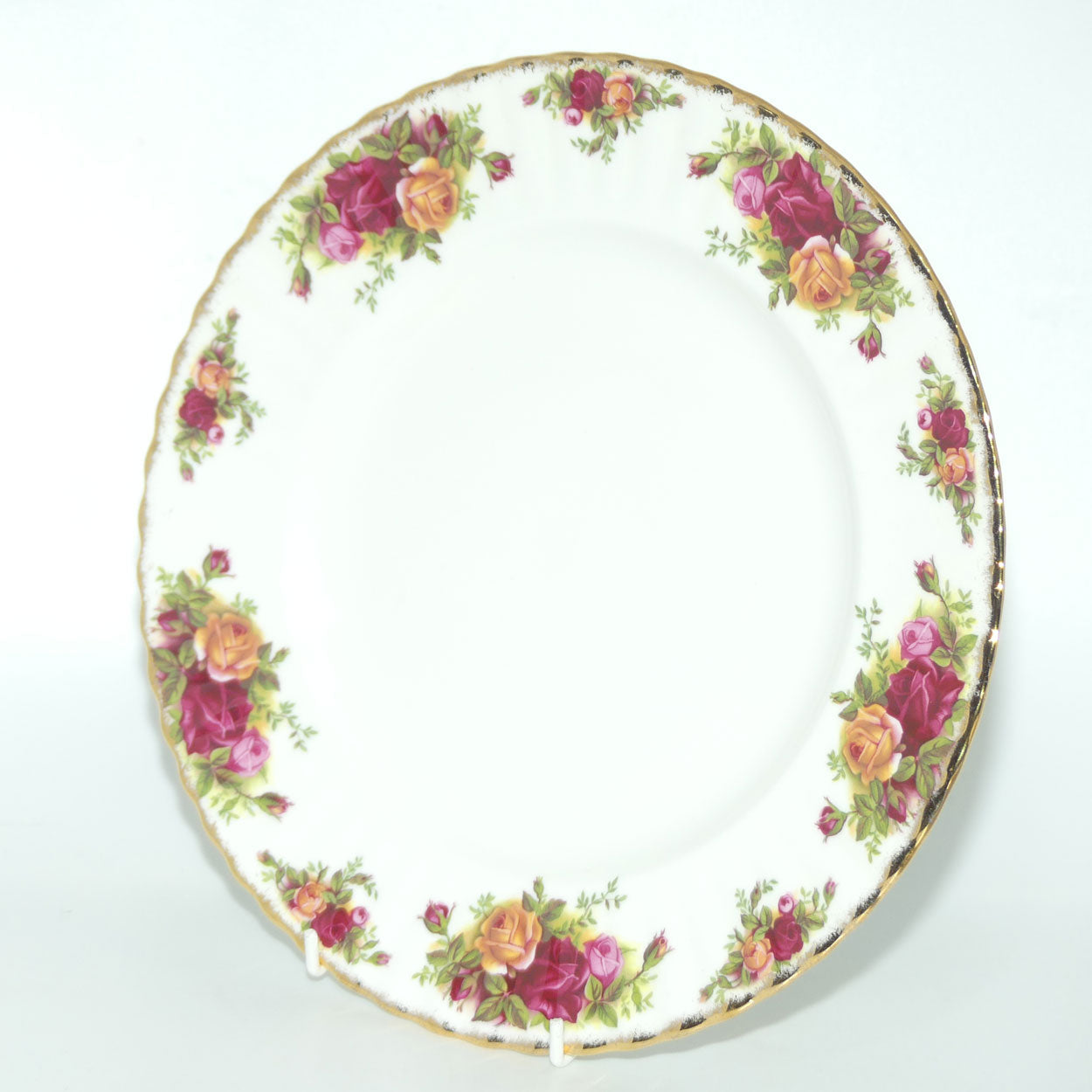 Royal Albert Bone China England Old Country Roses Dinner Plate | 26cm diam | Early Backstamp
