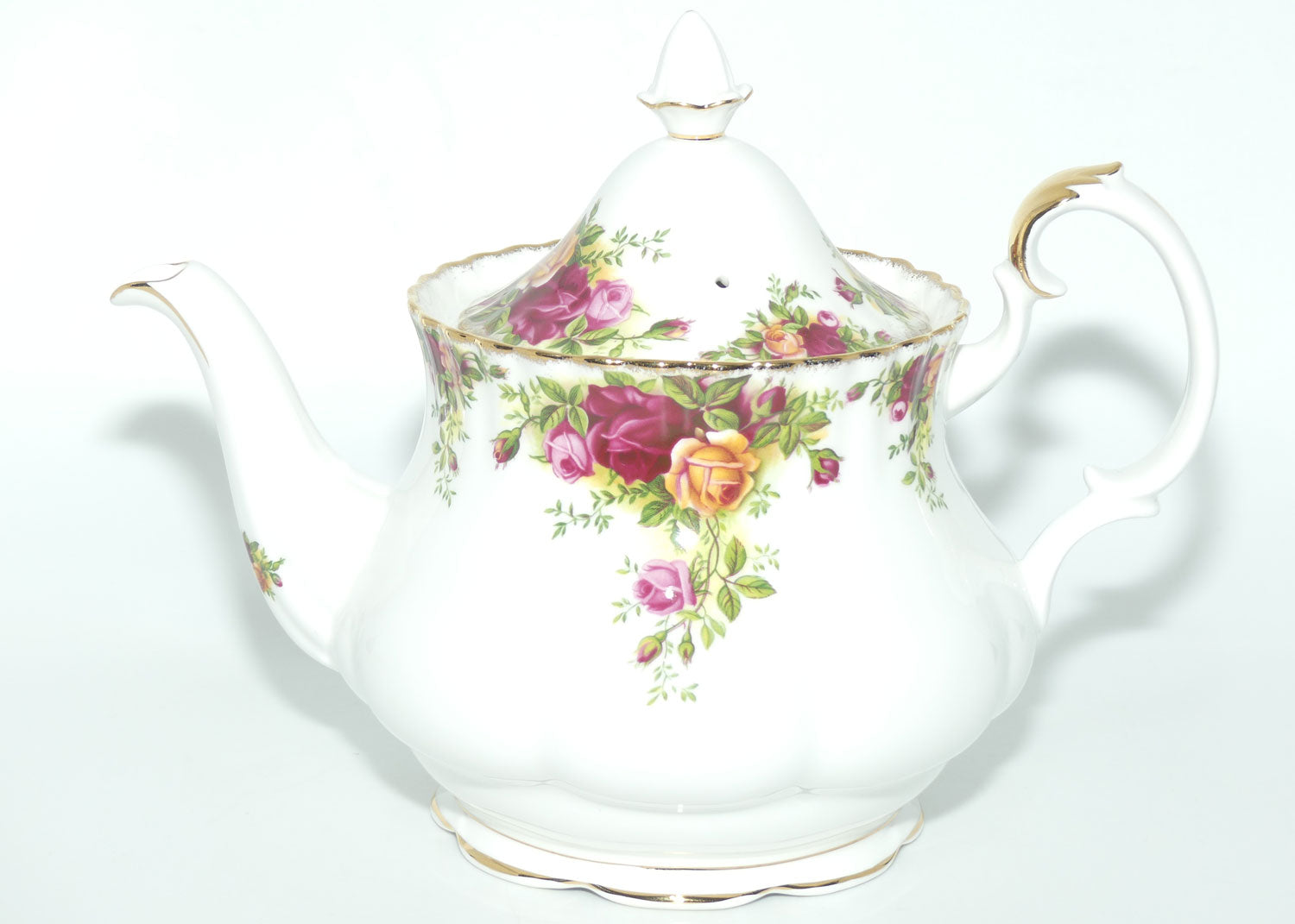 Royal Albert Bone China England Old Country Roses tea pot | 1250ml | ©1962 backstamp | #2