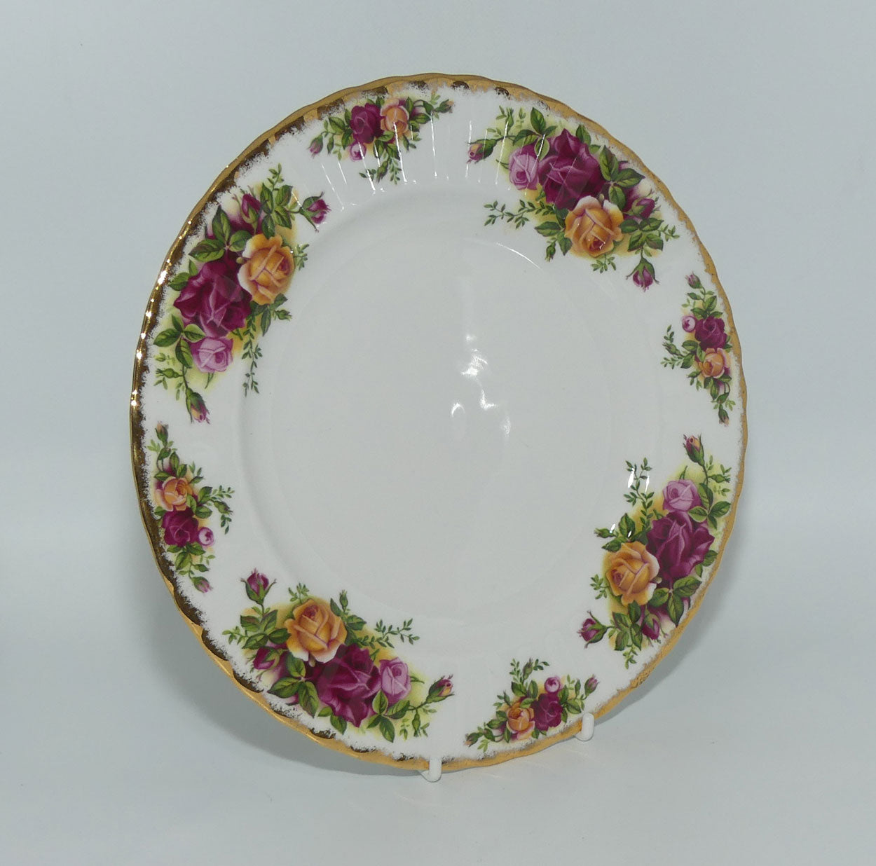Royal Albert Bone China England Old Country Roses set of 4 entree or salad plates | 20.5cm | © 1962 Royal Albert Ltd backstamp