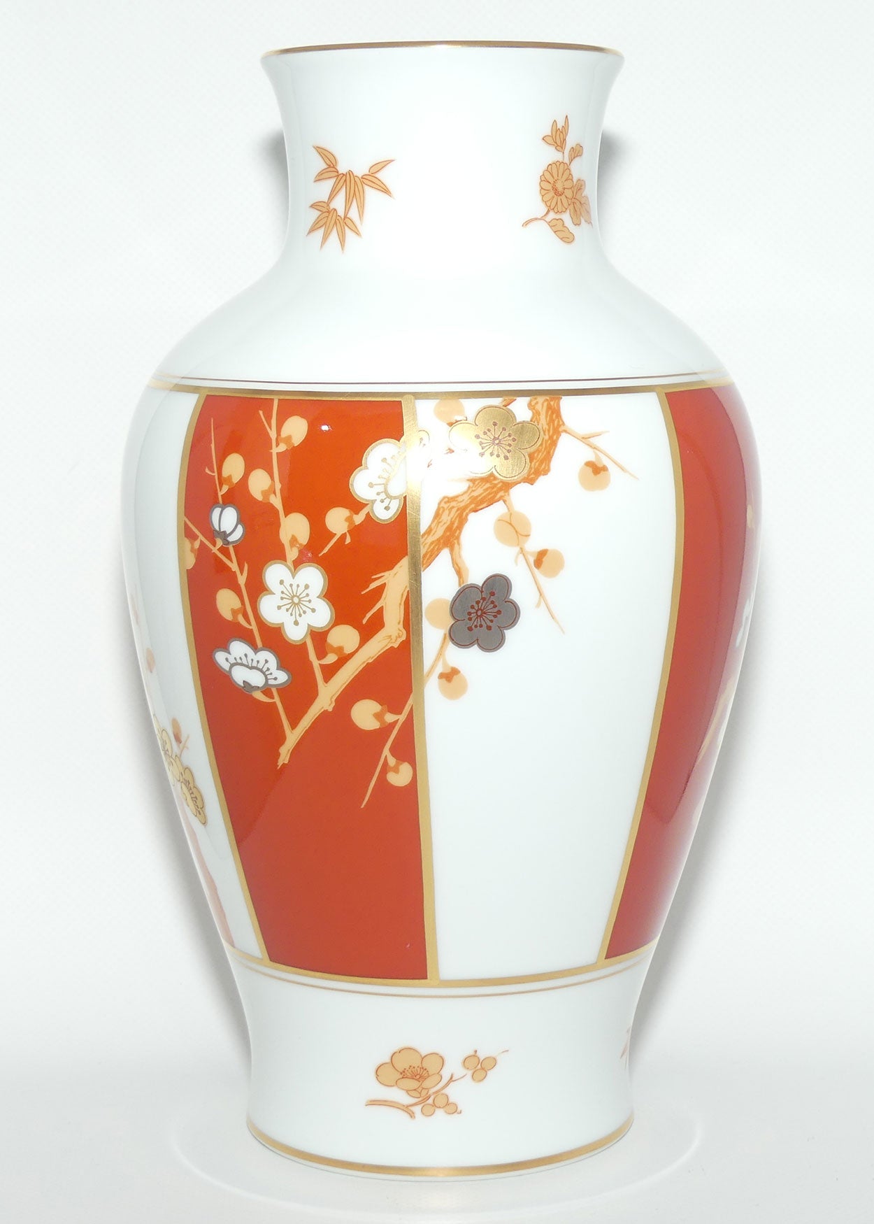 Franklin Mint | Noritake Okura Japan | Orange Red | Peach Blossom vase 