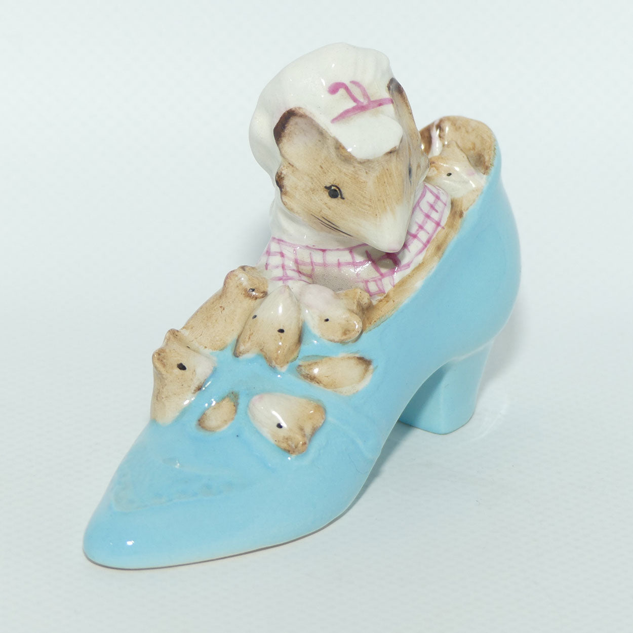 Beswick Beatrix Potter The Old Woman who lived in a Shoe | BP2a Gold Oval