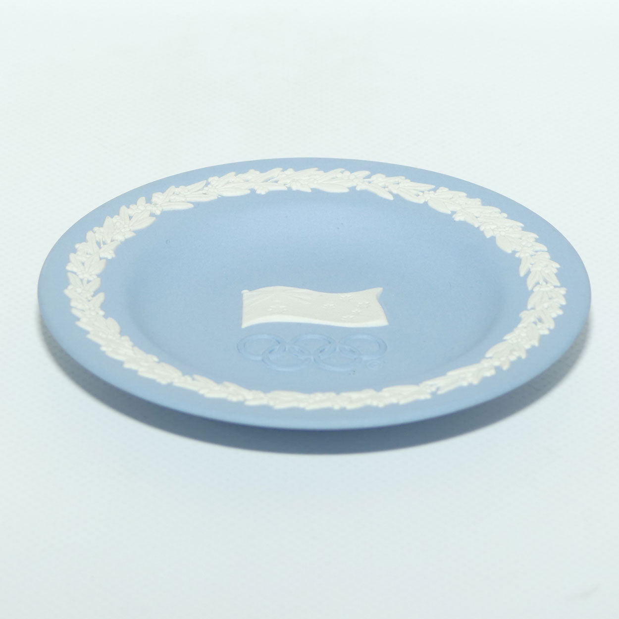 Wedgwood White on Pale Blue jasper mini plate | Sydney 2000 | Australian Pride The Olympic Tradition | 11.5cm