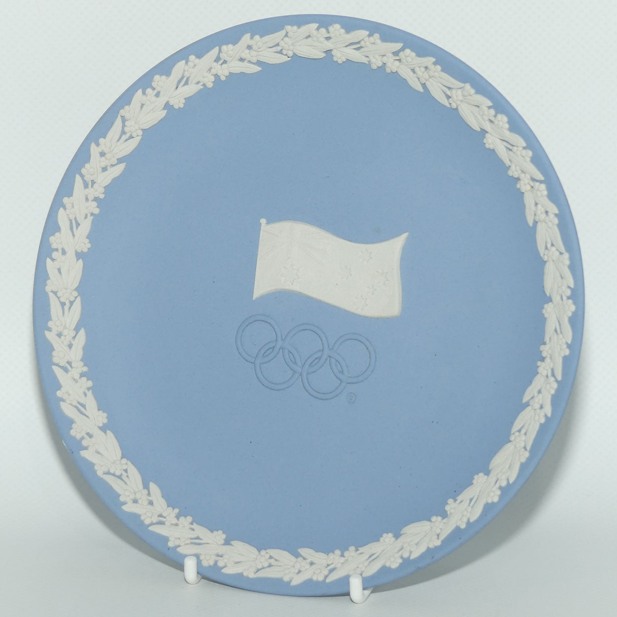 Wedgwood White on Pale Blue jasper plate | Sydney 2000 | Australian Pride The Olympic Tradition plate | 17cm