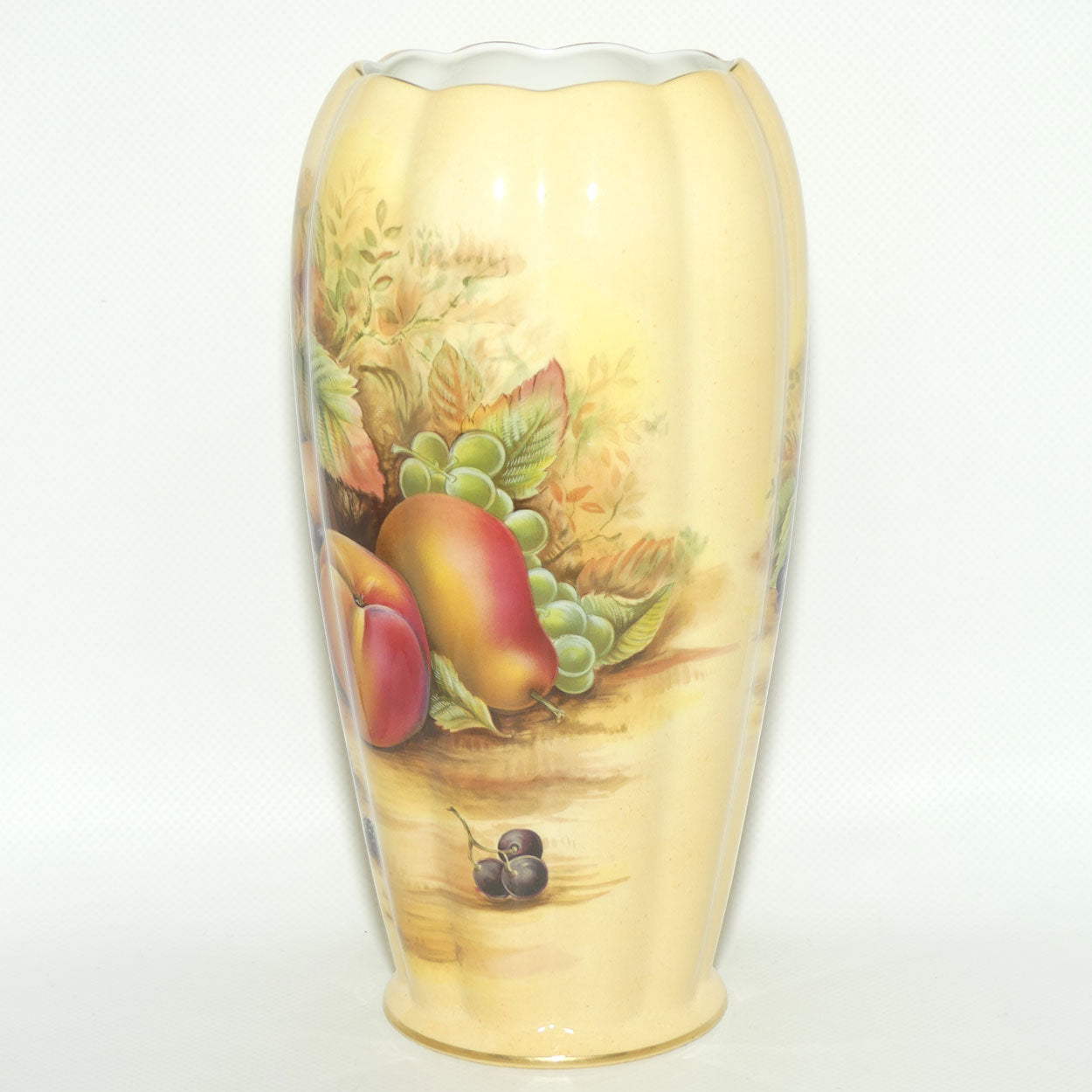 Aynsley Orchard Gold tall ribbed cylindrical vase | 23cm tall