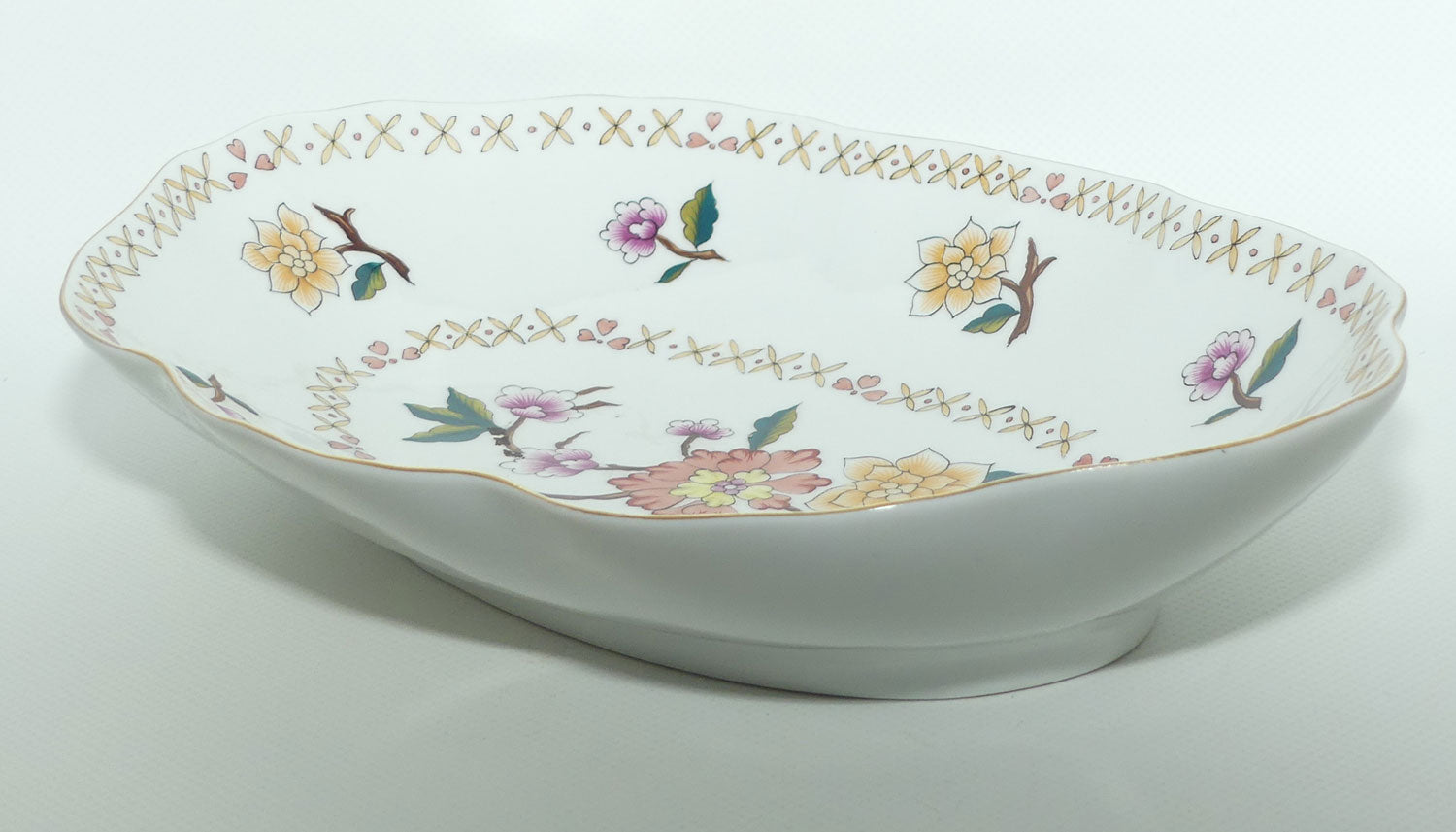 Vintage Hollohaza Hungary Indian Tree bowl