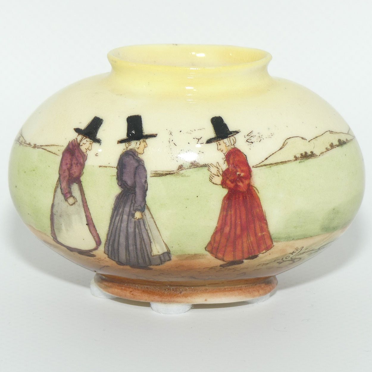 Royal Doulton Welsh miniature egg shape vase | #1