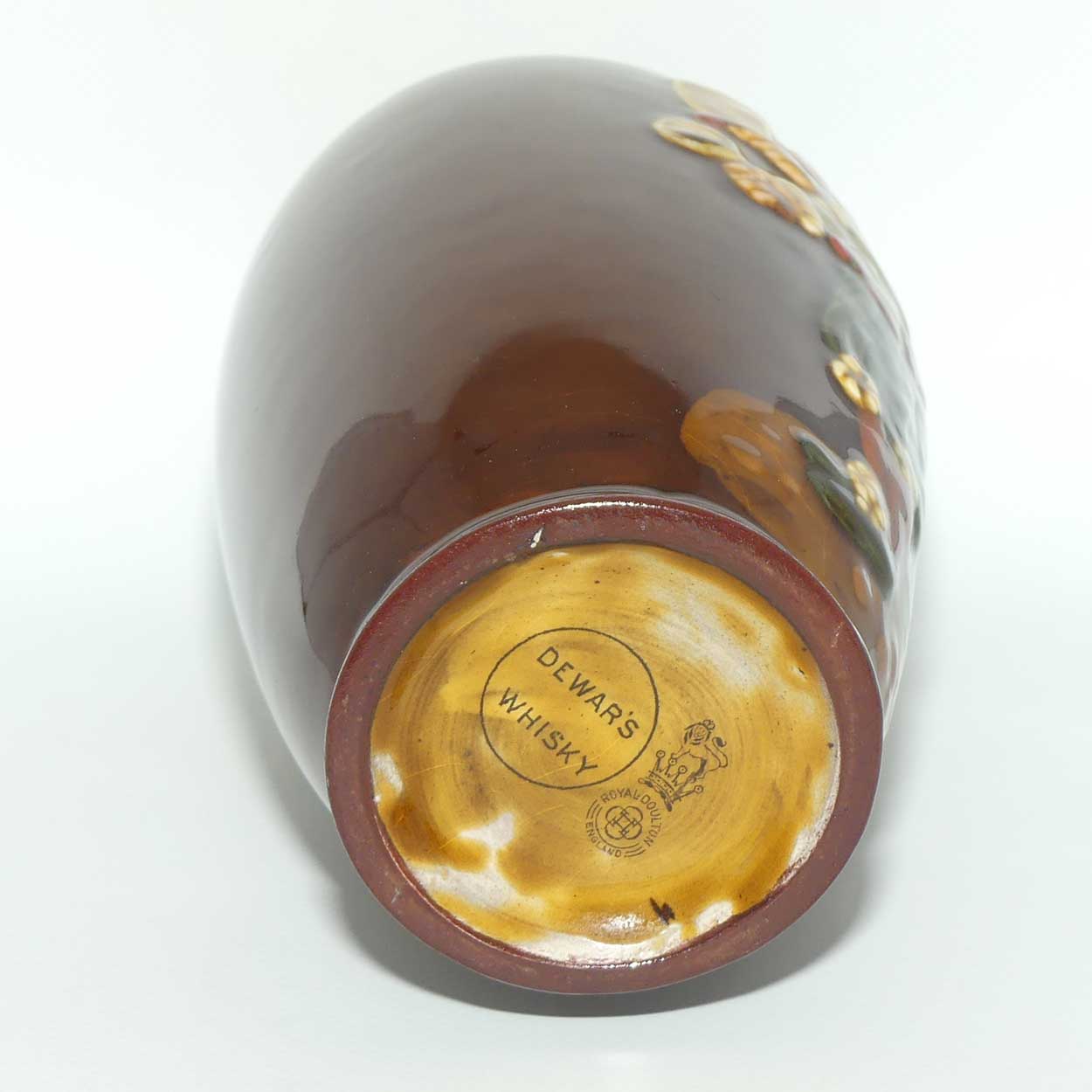 Royal Doulton Kingsware Oyez Oyez teardrop shape flask | Dewar's Whisky