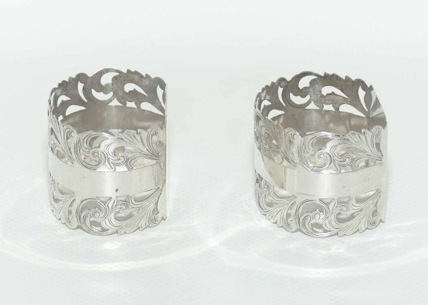 800 Silver | pair of elaborate D shape napkin or serviette rings | 29gms