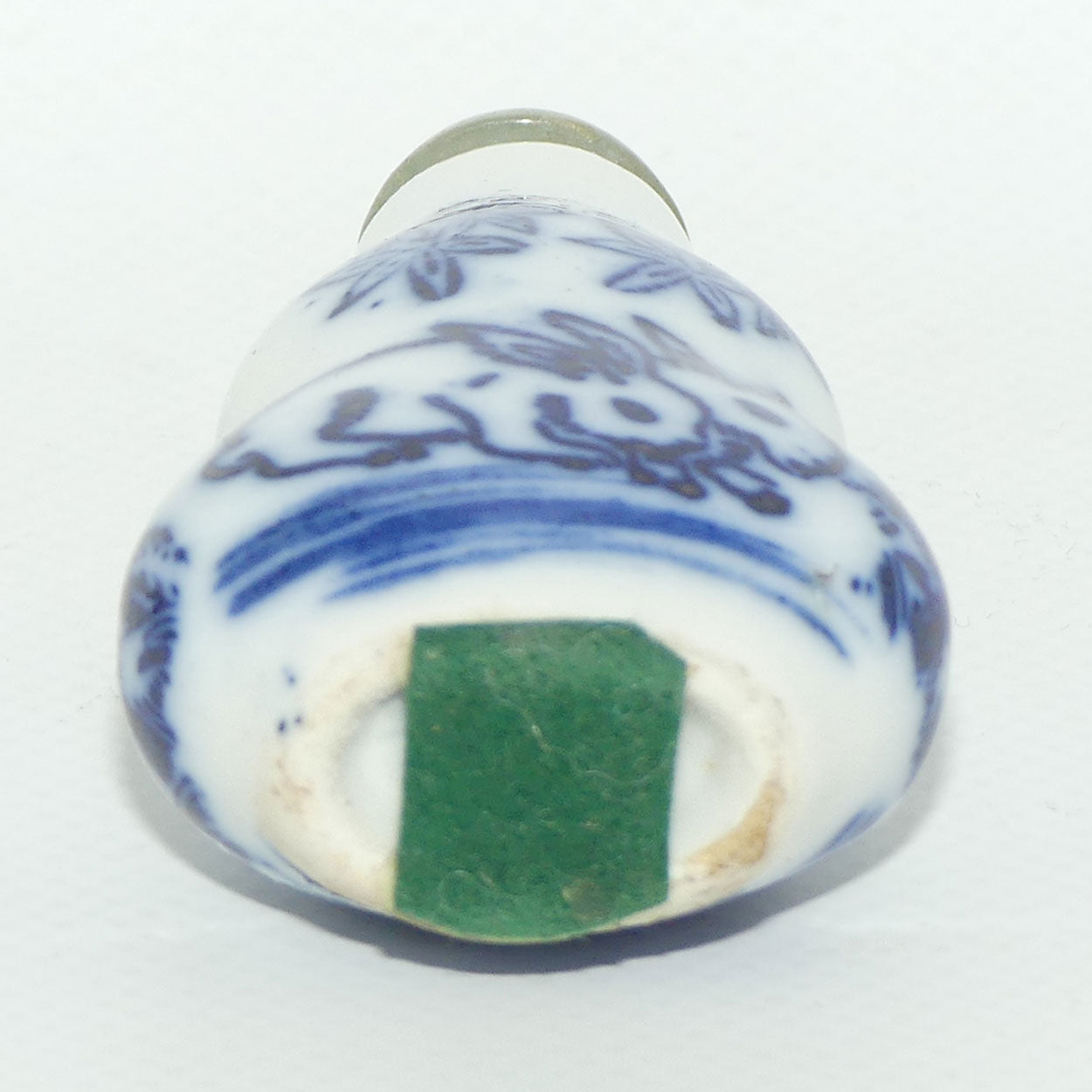 Chinese snuff bottle with greenstone stopper | Pair of Rabbits