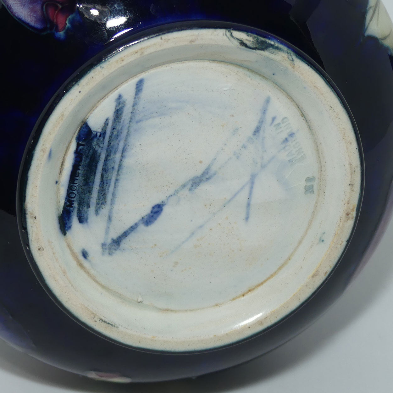 William Moorcroft Pansy M1/8 vase