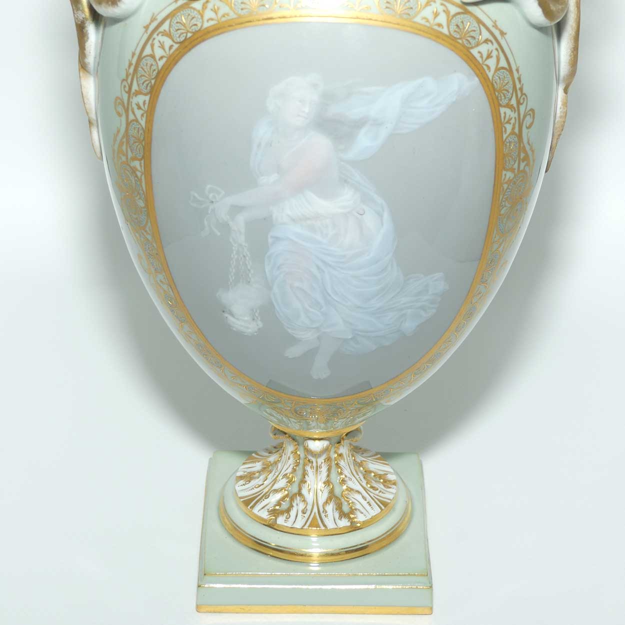 Meissen Pate sur Pate decoration Grecian maiden urn with serpentine handles