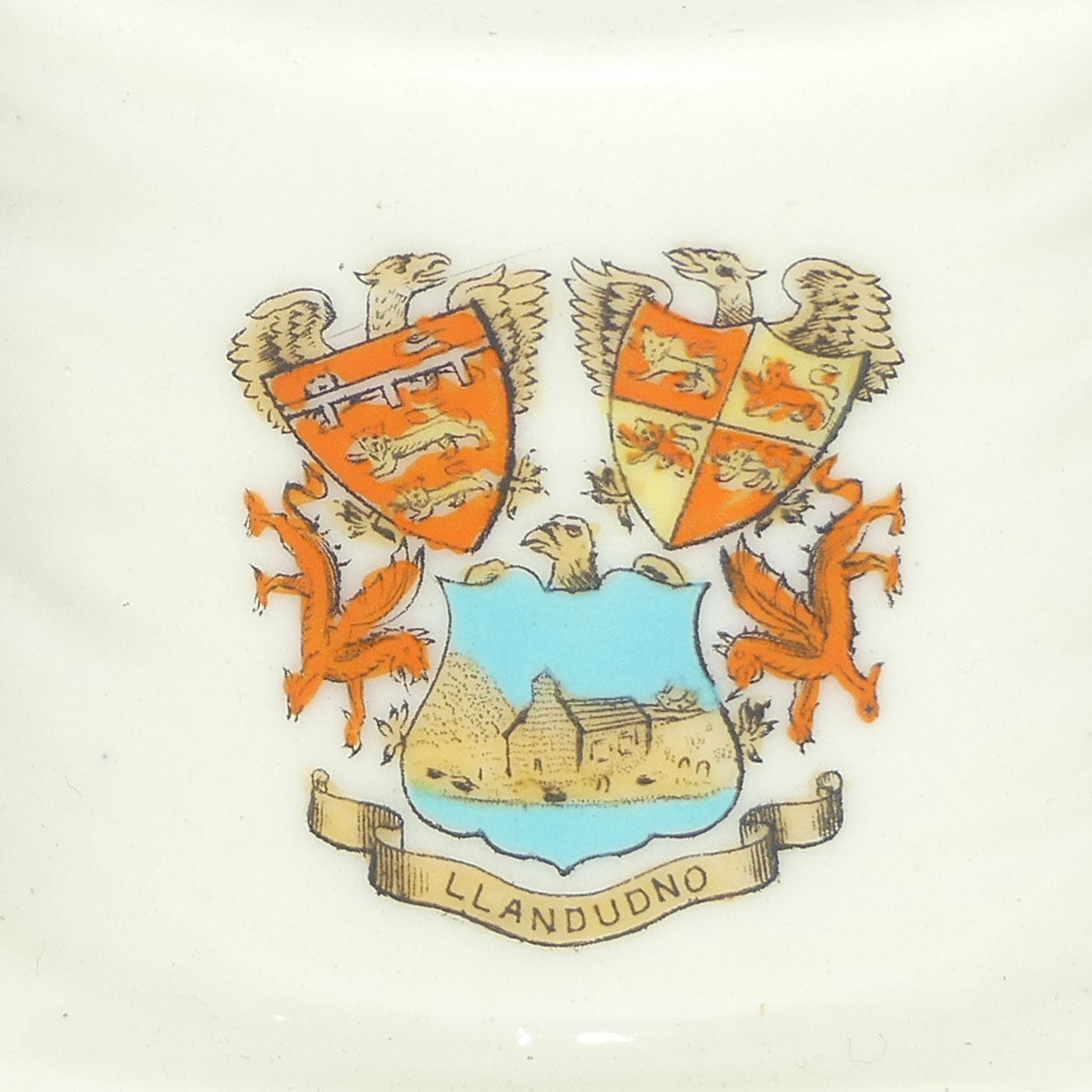 Shelley China souvenir miniature Pats Hat and Dudeen | Crested Llandudno Wales | c.1900