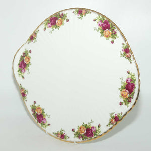 Royal Albert Bone China Old Country Roses pavlova tray | 34.5cm | © 1962 Royal Albert Ltd UK backstamp