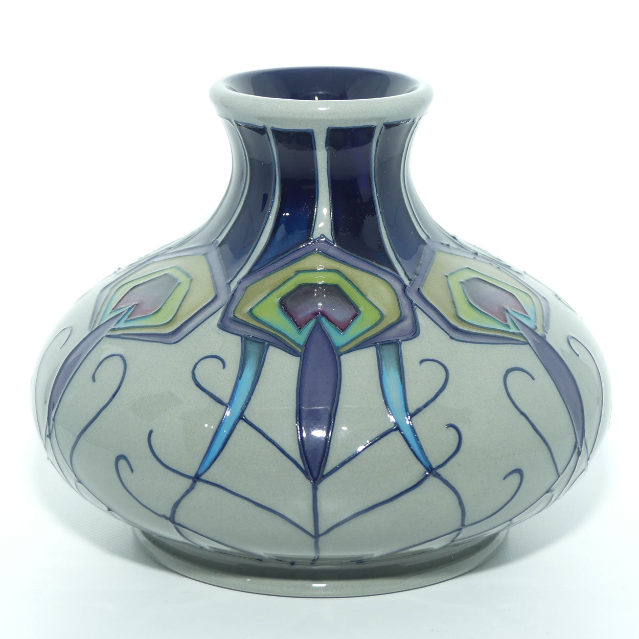 Moorcroft Peacock Parade 32/5 vase