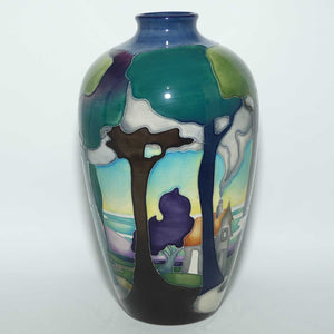 Moorcroft Peggy's House vase | Shape 60/9 | LE 35/100