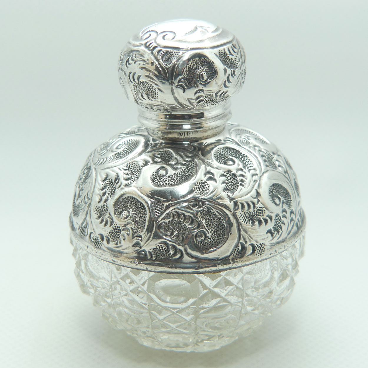 Sterling Silver and Cut Crystal perfume or cologne bottle | London 1911
