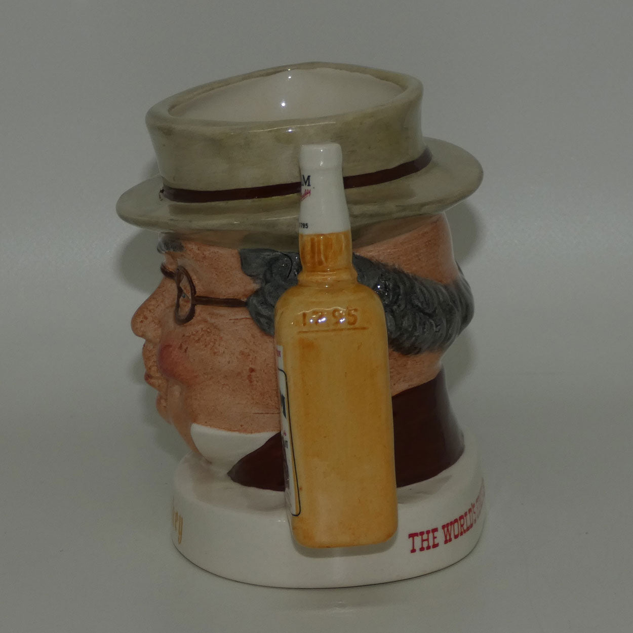 D- Royal Doulton small character jug Mr Pickwick | Beam Whiskey World's Finest Bourbon