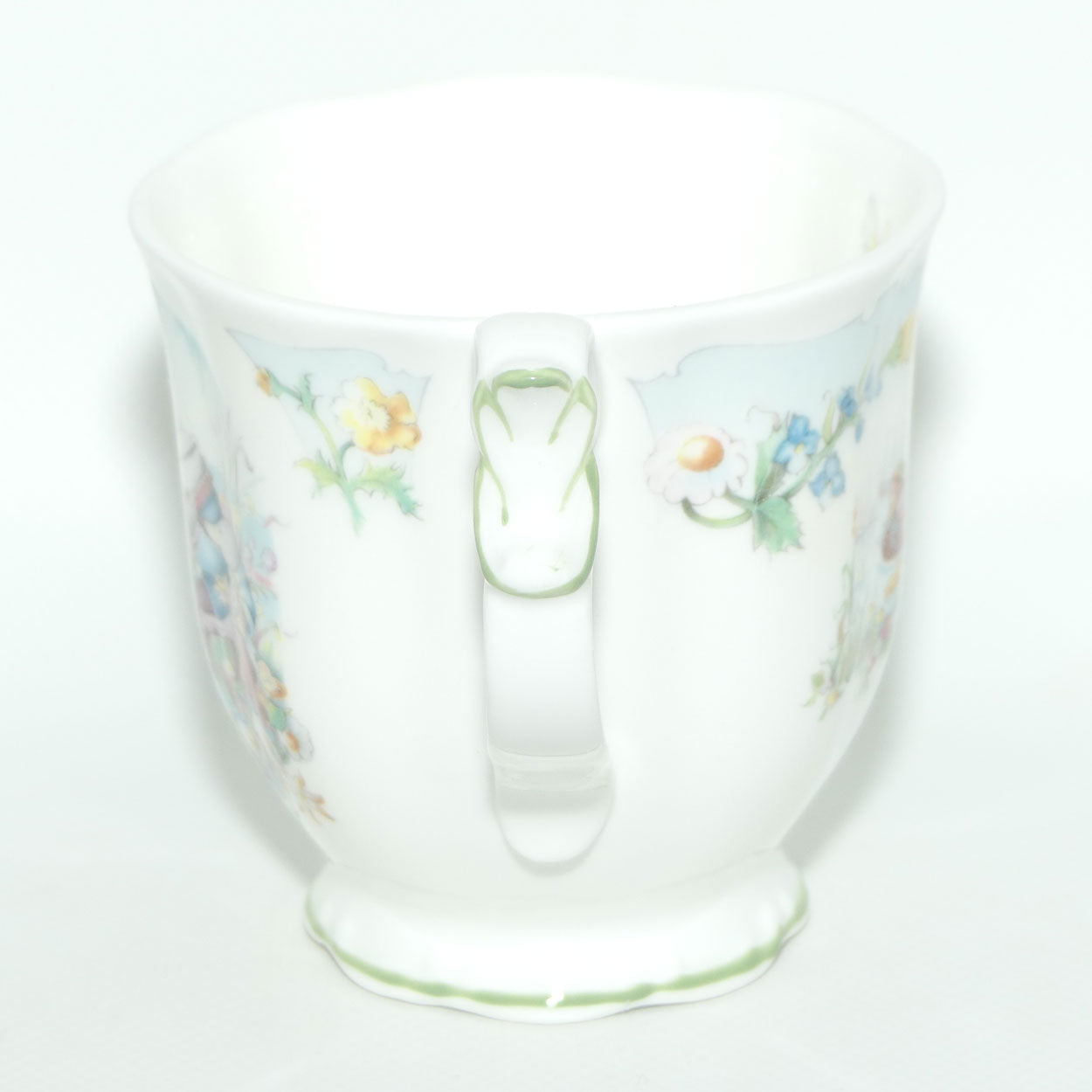 Royal Albert Wind in the Willows Giftware | The Picnic mug