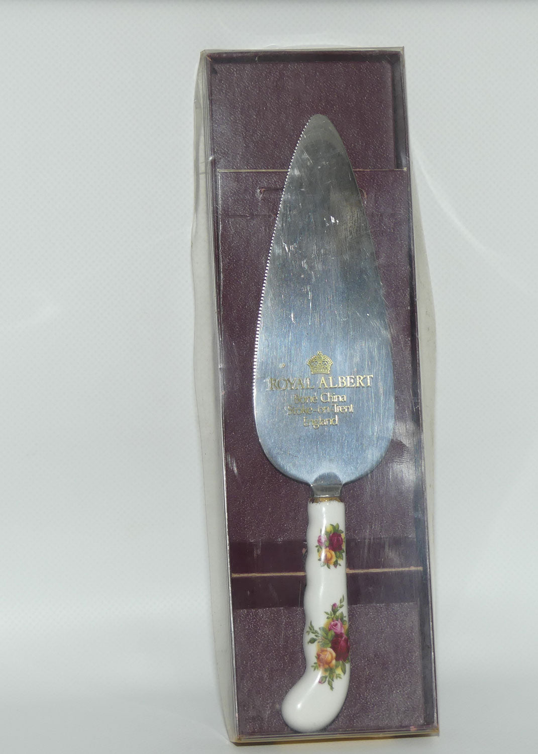 Royal Albert Bone China England Old Country Roses pie Server | Boxed