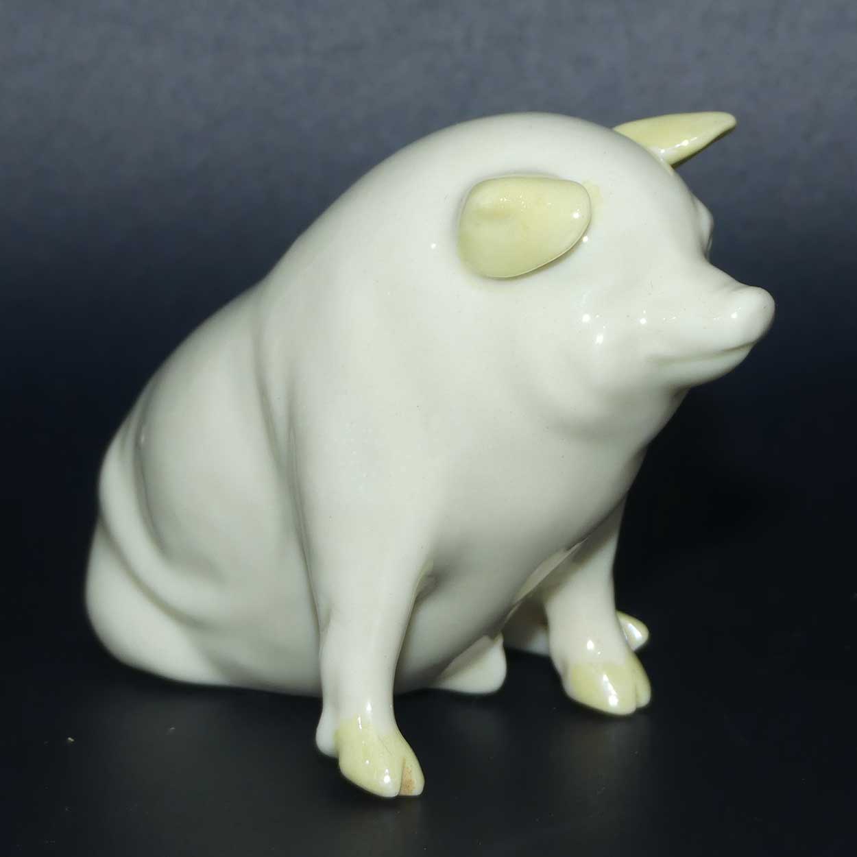 Belleek Pig with Ears Down | 3rd Green Mark | #2