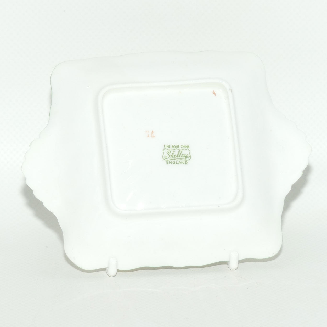 Shelley Heather pattern tab handle pin dish | minor blemish
