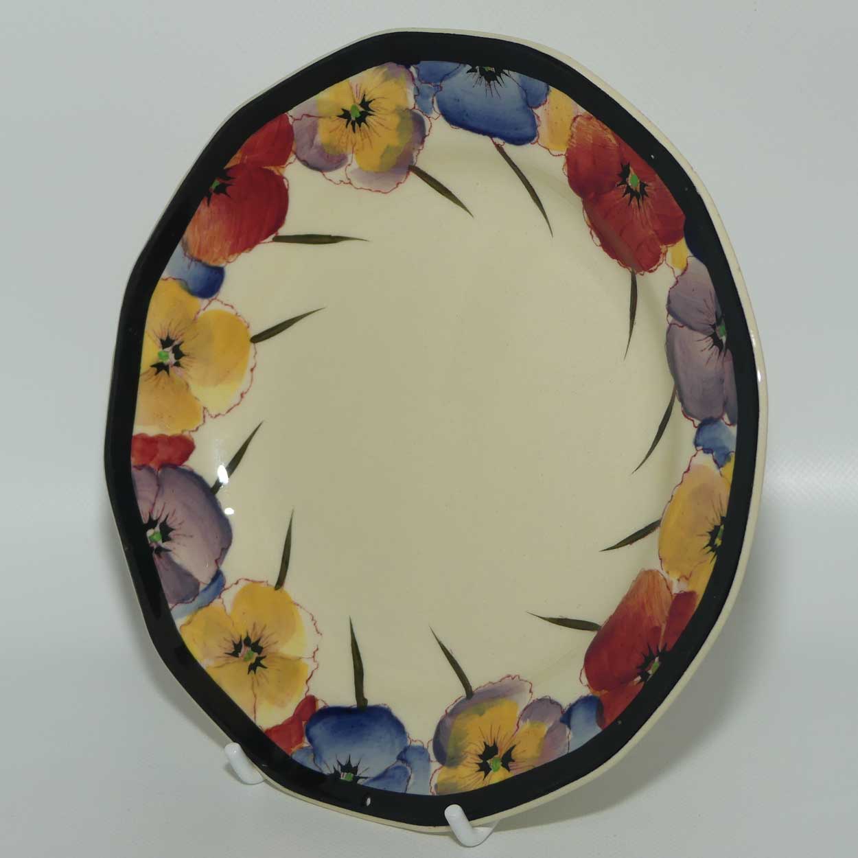 Royal Doulton Pansy with Black Border D4049 | round plate | 16.5cm