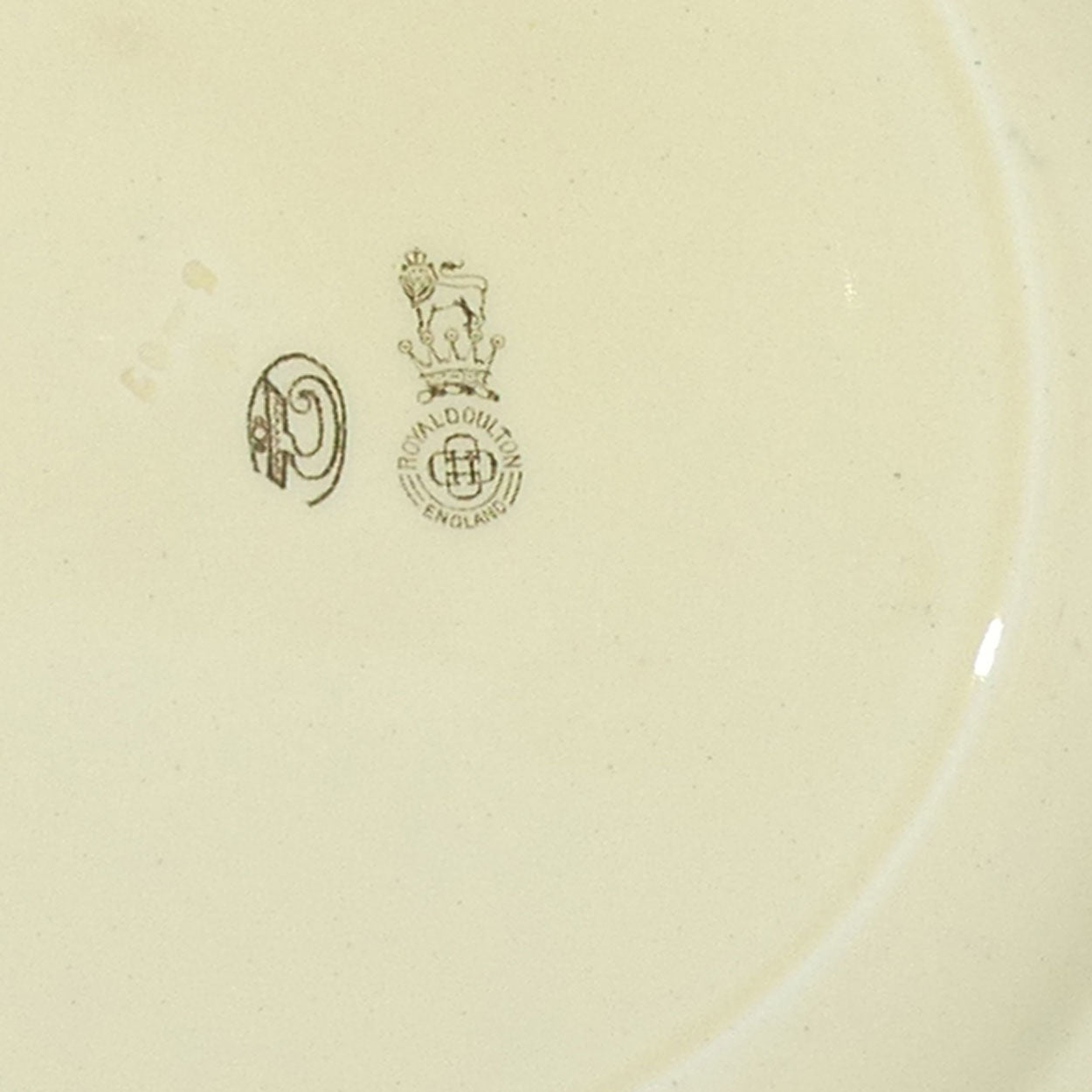 Royal Doulton Wedlock pattern rack plate