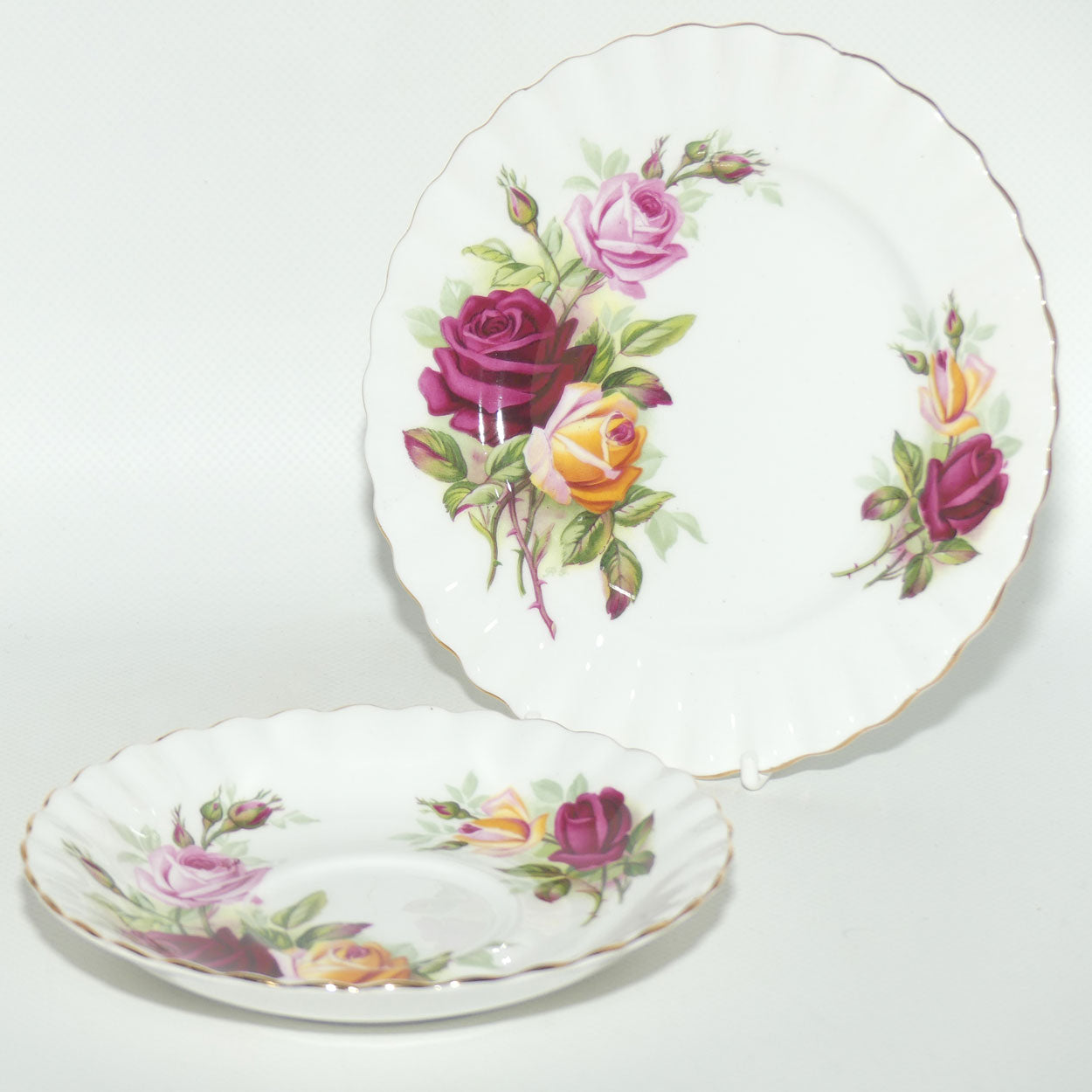 Royal Albert Bone China England King's Ransom | saucer and plate