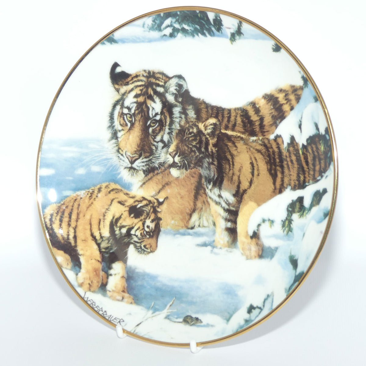 Royal Doulton Big Cats plate by Weberbauer | Playing Cat and Mouse