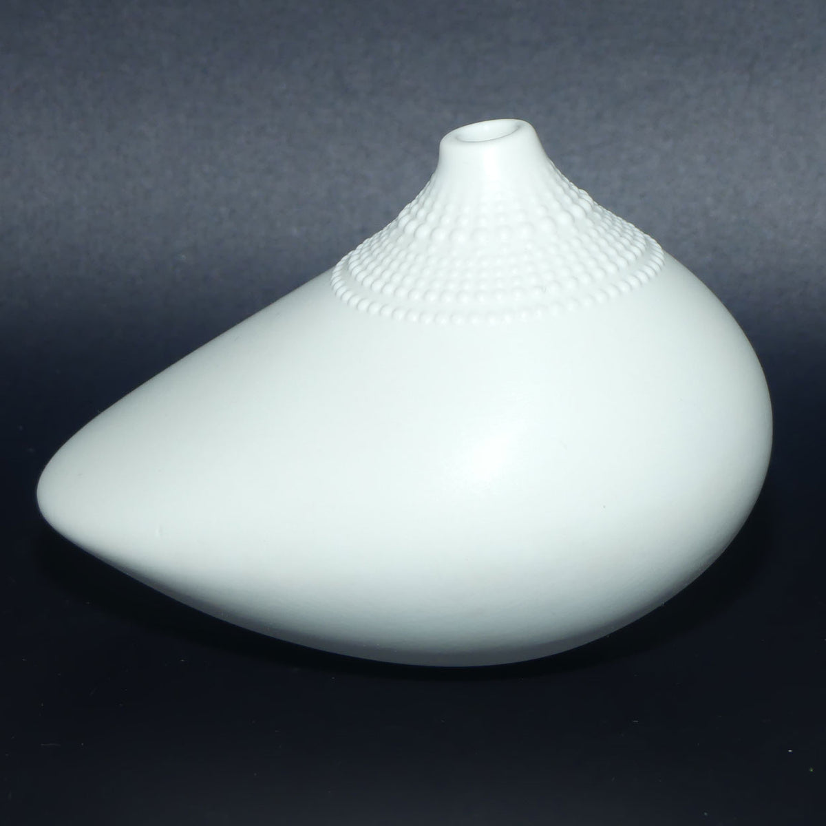 Rosenthal Studio Line Porcelain Vase by Tapio Wirkkala | Model Pollo | Mid Century design